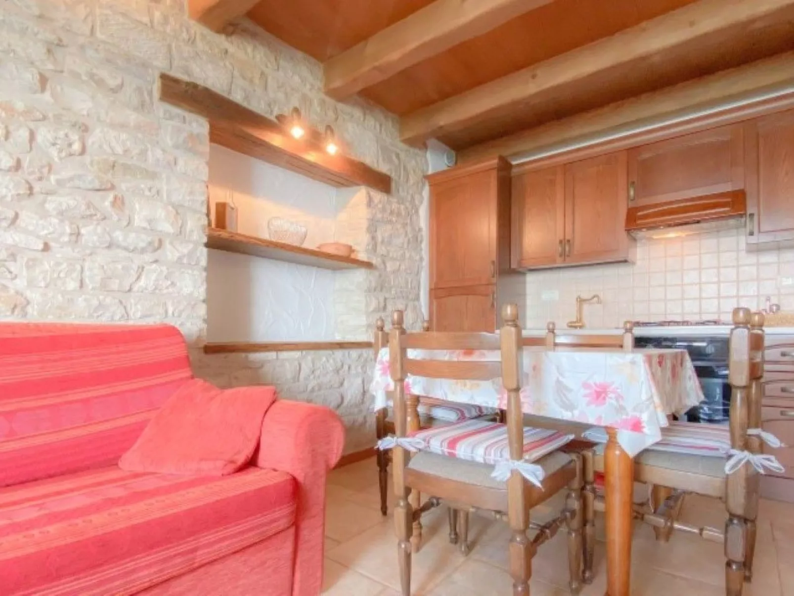 Für 4 Personen ca. 30 m&sup2; in Novigrad, Adriaküste Kroatien (Westküste von I-Binnen