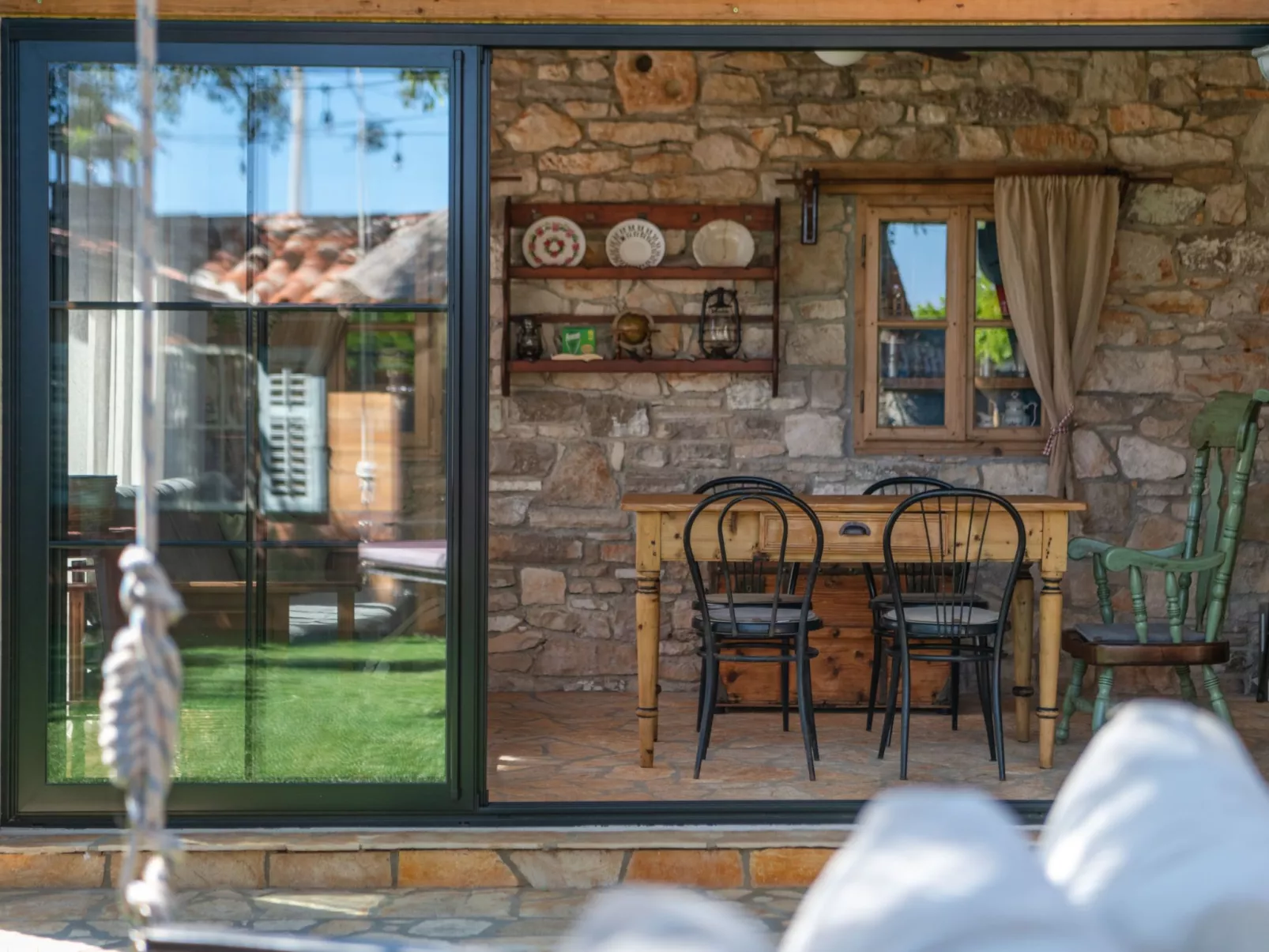 Rustic cozy house Pupy mit private pool und kino-Binnen