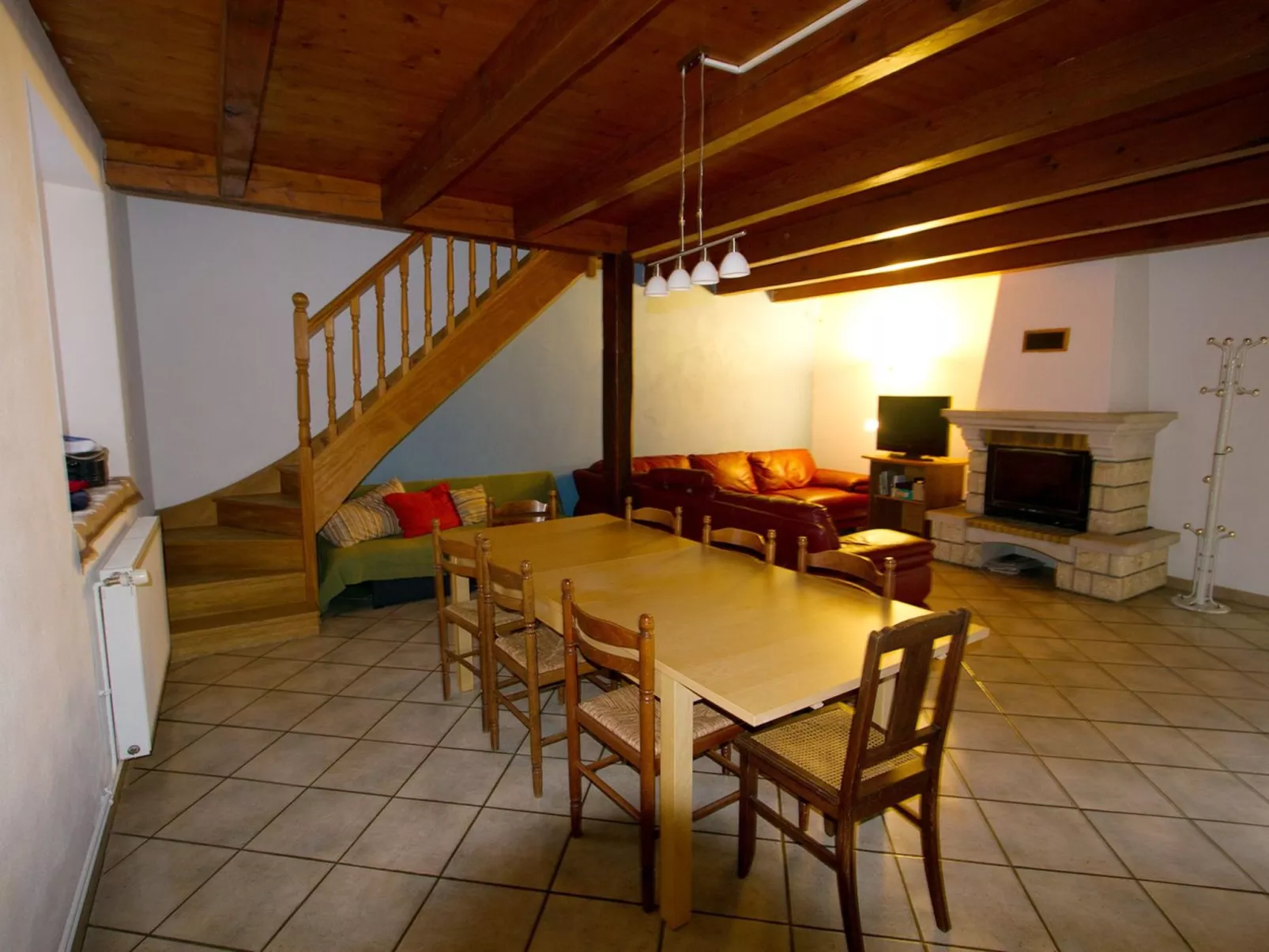 Großes Ferienhaus mit Terrasse und Garten-Binnen