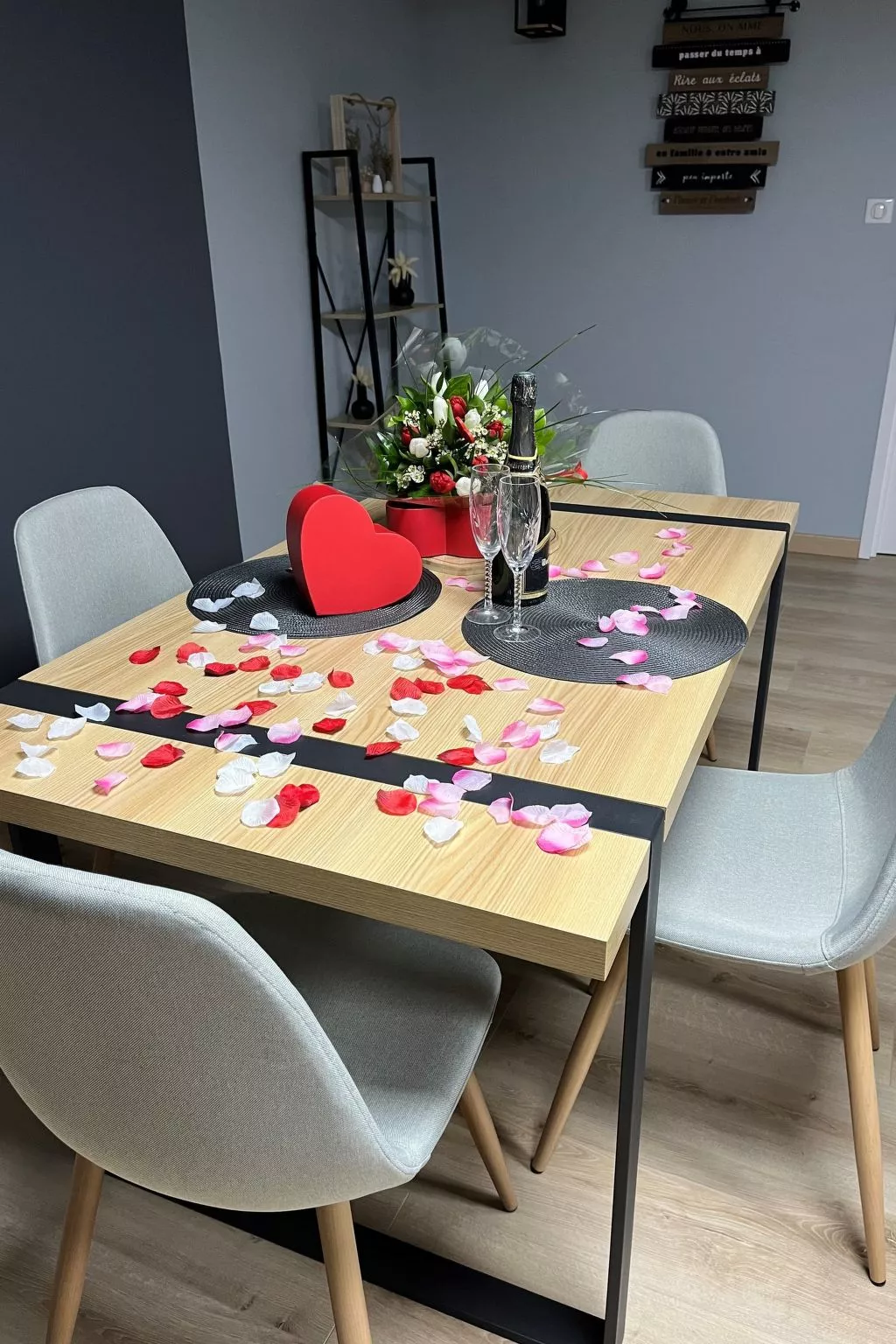 Wohnung mit Privatparkplatz - Binnen