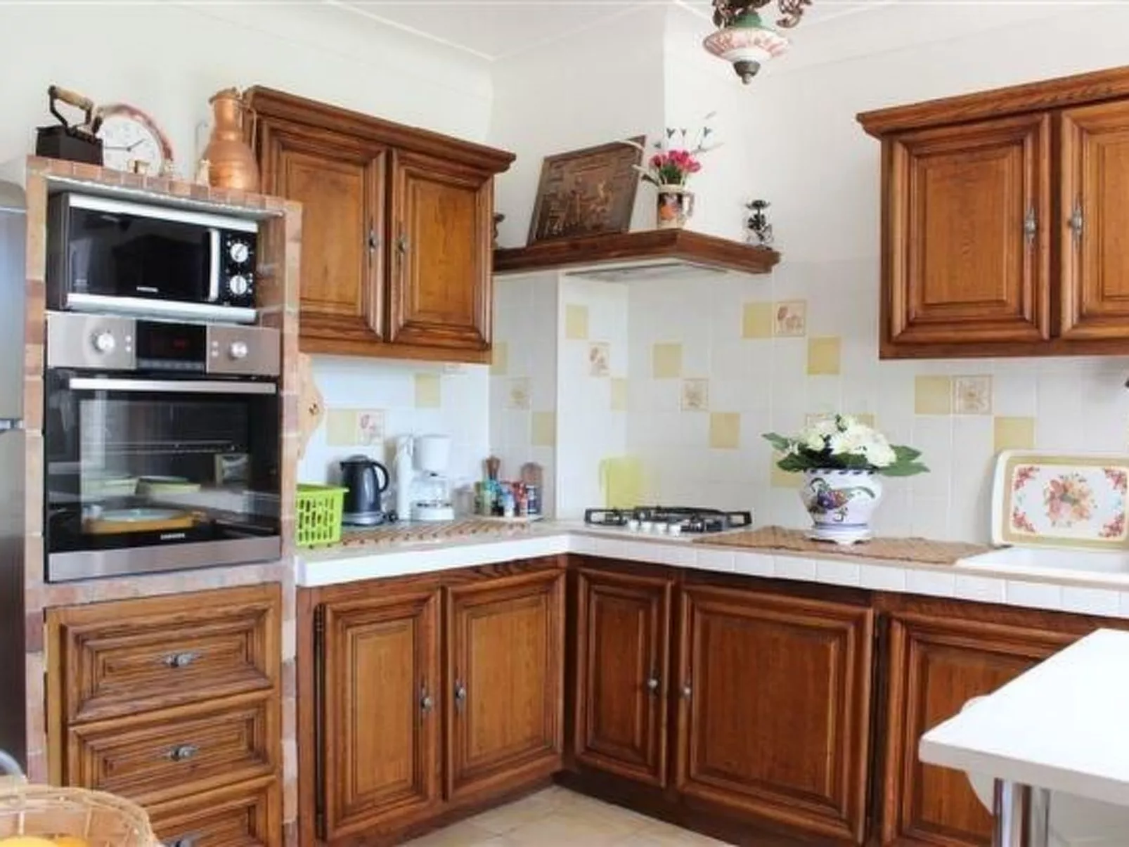 "Rocabel" mit Blick auf das Wasser-Binnen