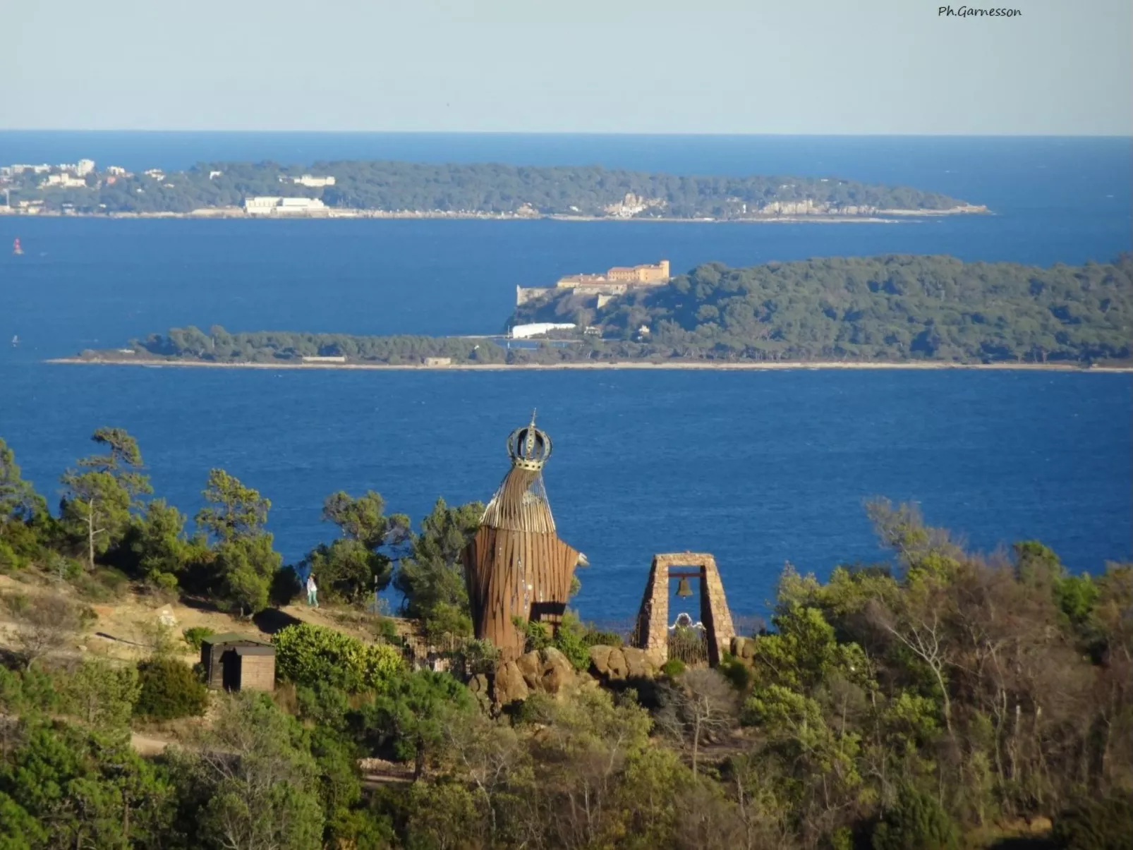 Wohnung panoramischer Meerblick, Schwimmbad, Parkplatz - Buiten