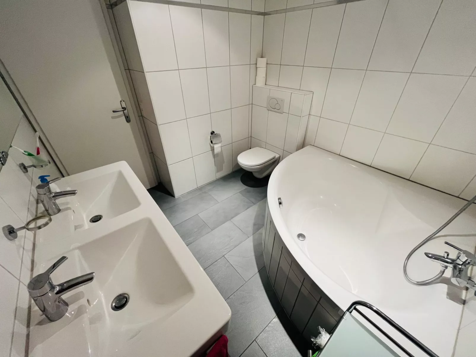 La Camelina - Contra-Binnen