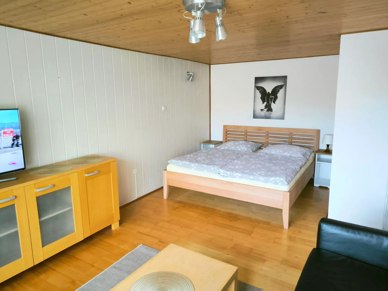 Ferienvilla mit eigenem Pool-Binnen