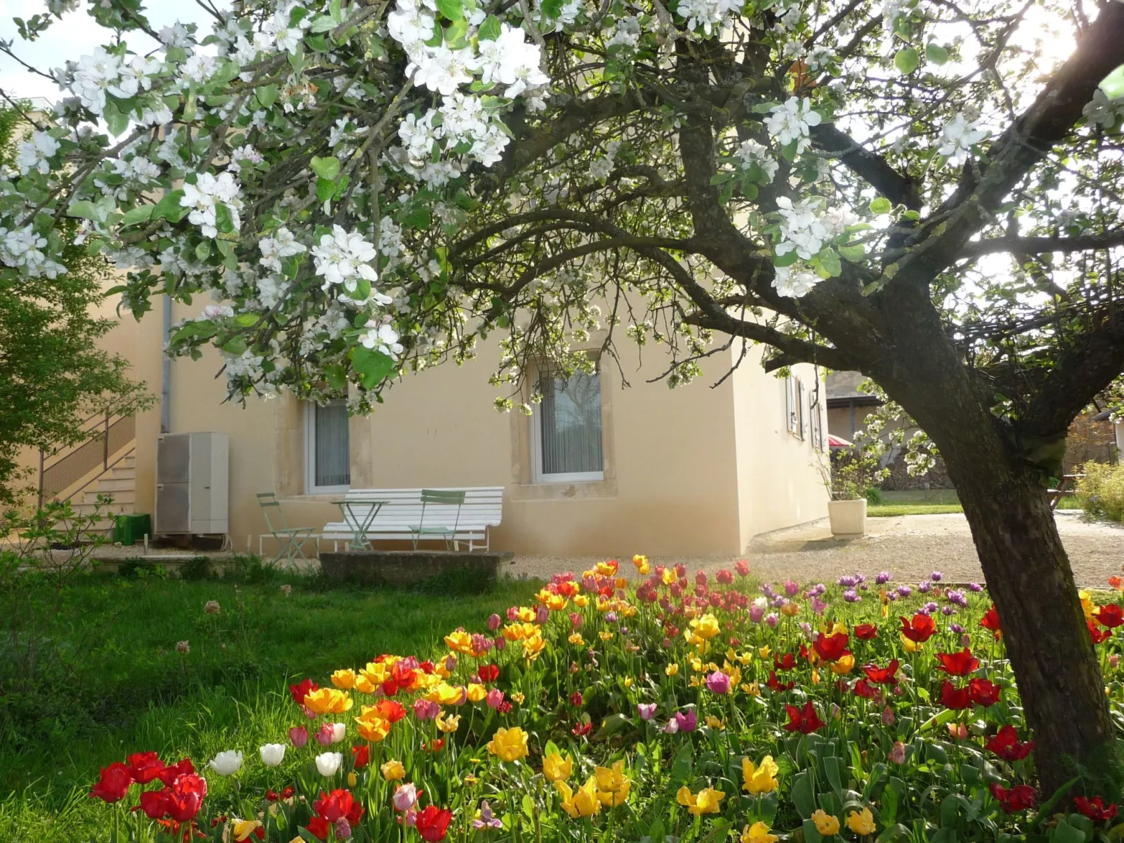 Domaine "Chez Marianne" mit Privatparkplatz-Image-tags.info