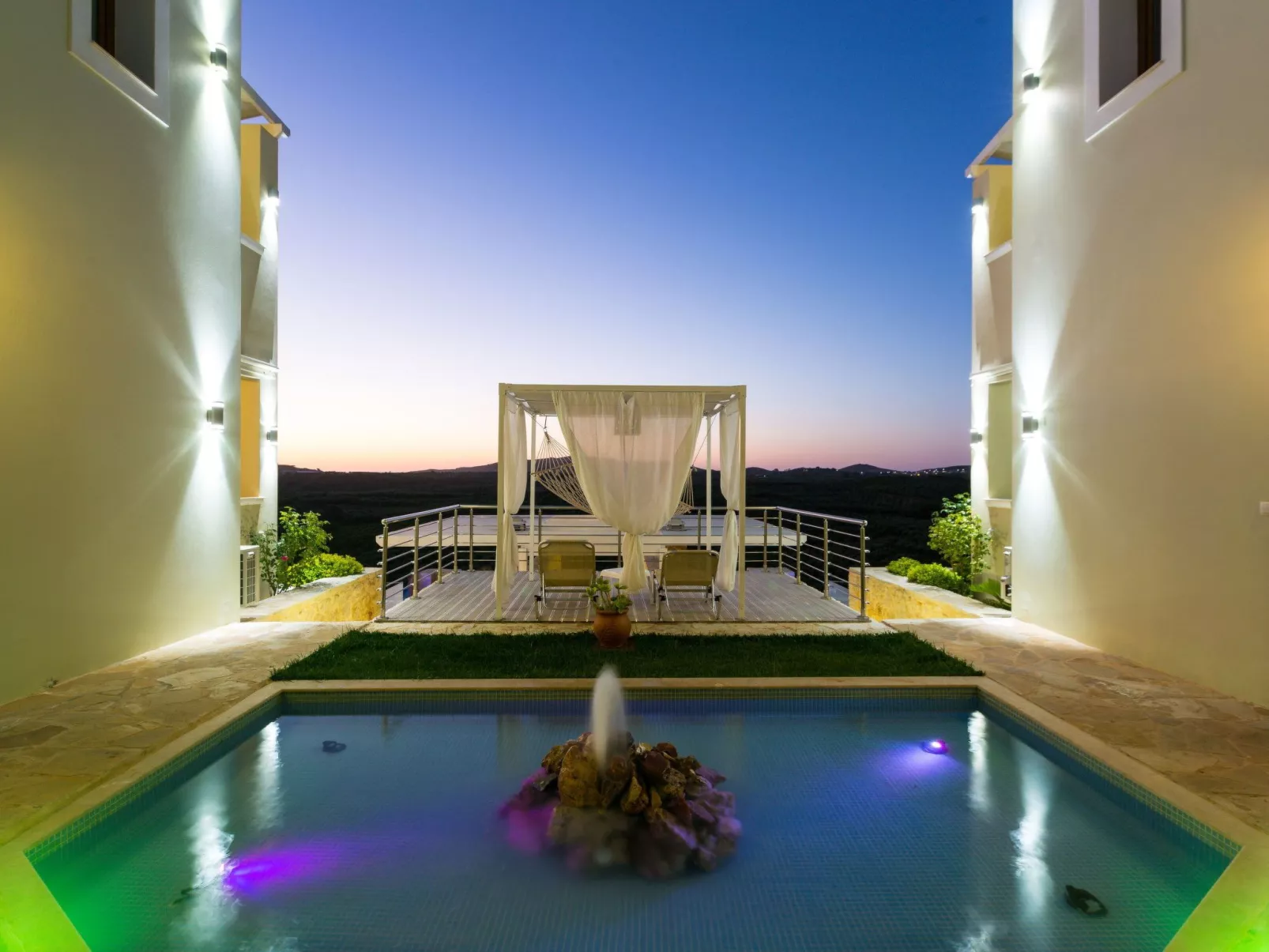 Villa "Kampos" mit eigenem Pool-Buiten