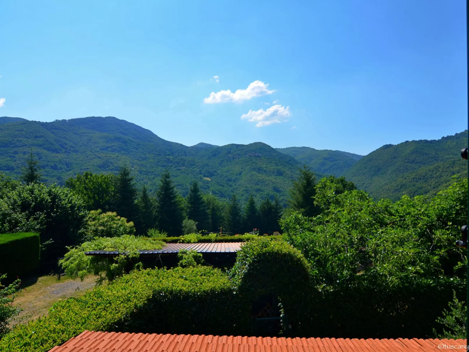 Wohnung in Piteglio mit Privatem Garten-Buiten
