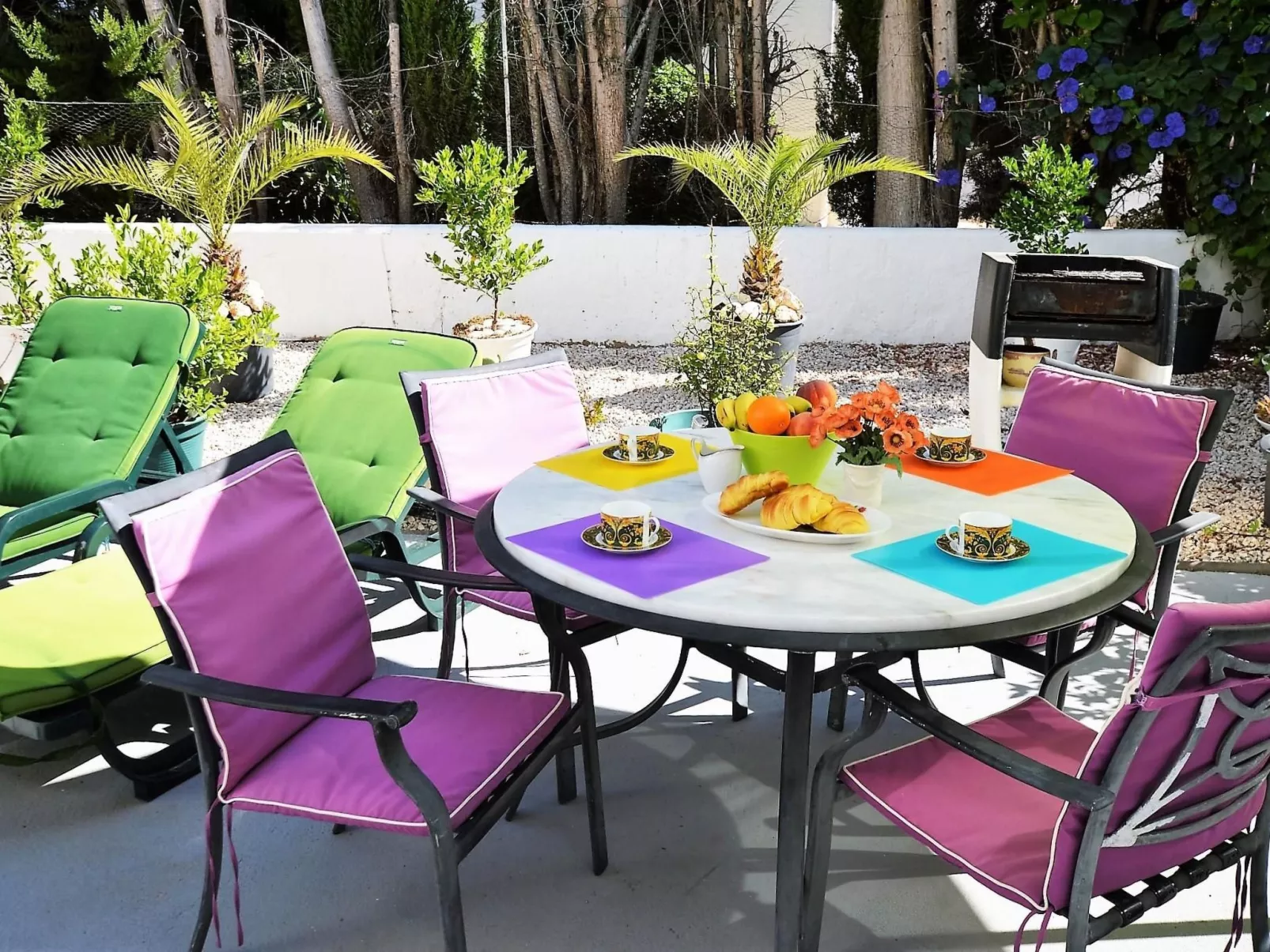 Wohnung mit Blick auf das Wasser - Buiten