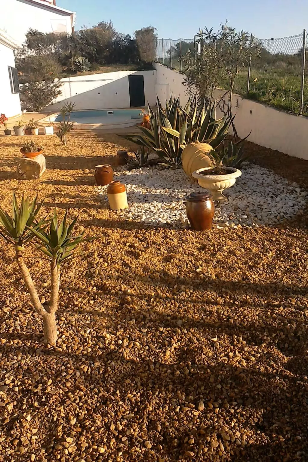 "brigitte" mit Pool-Buiten