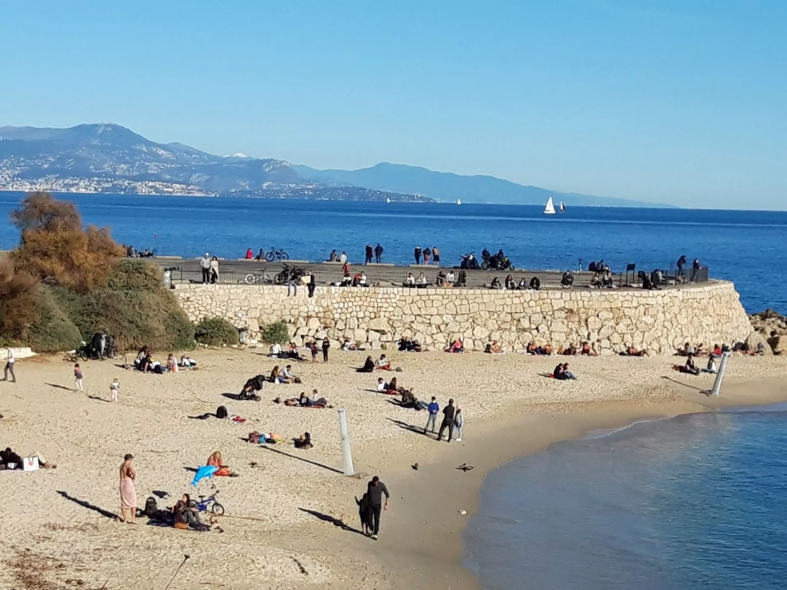 Die Gärten von Antibes-Buiten