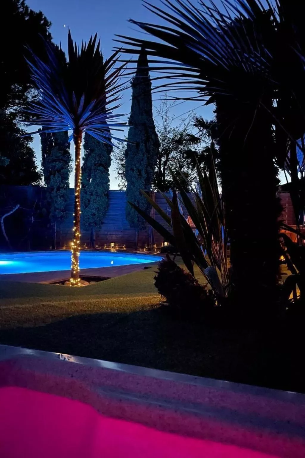 Villa Eden Bleu - Haus in Südlage mit beheiztem Pool und privatem Whirlpool-Buiten