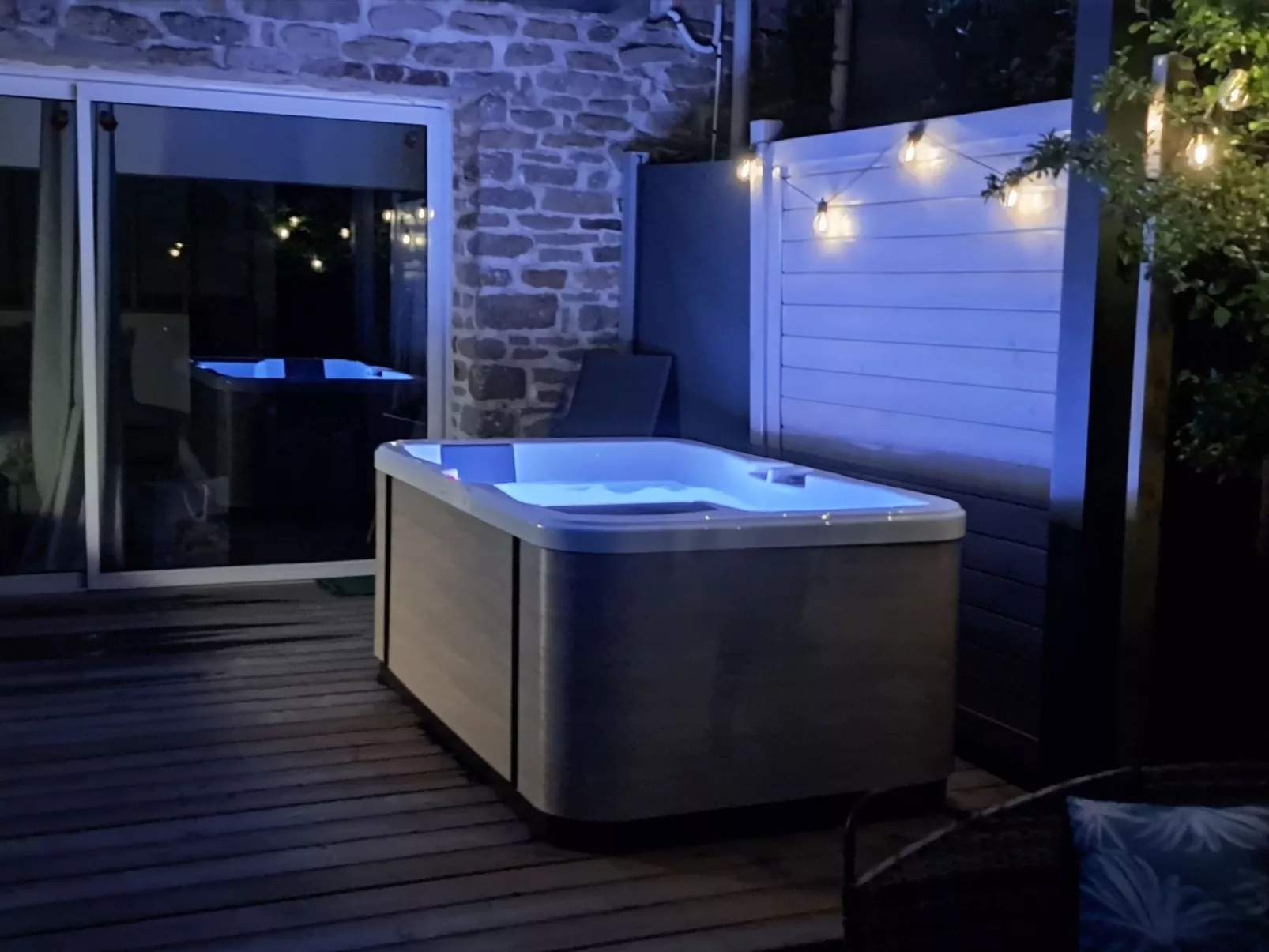 "L'Aube" - privates SPA - ruhig gelegen-Buiten