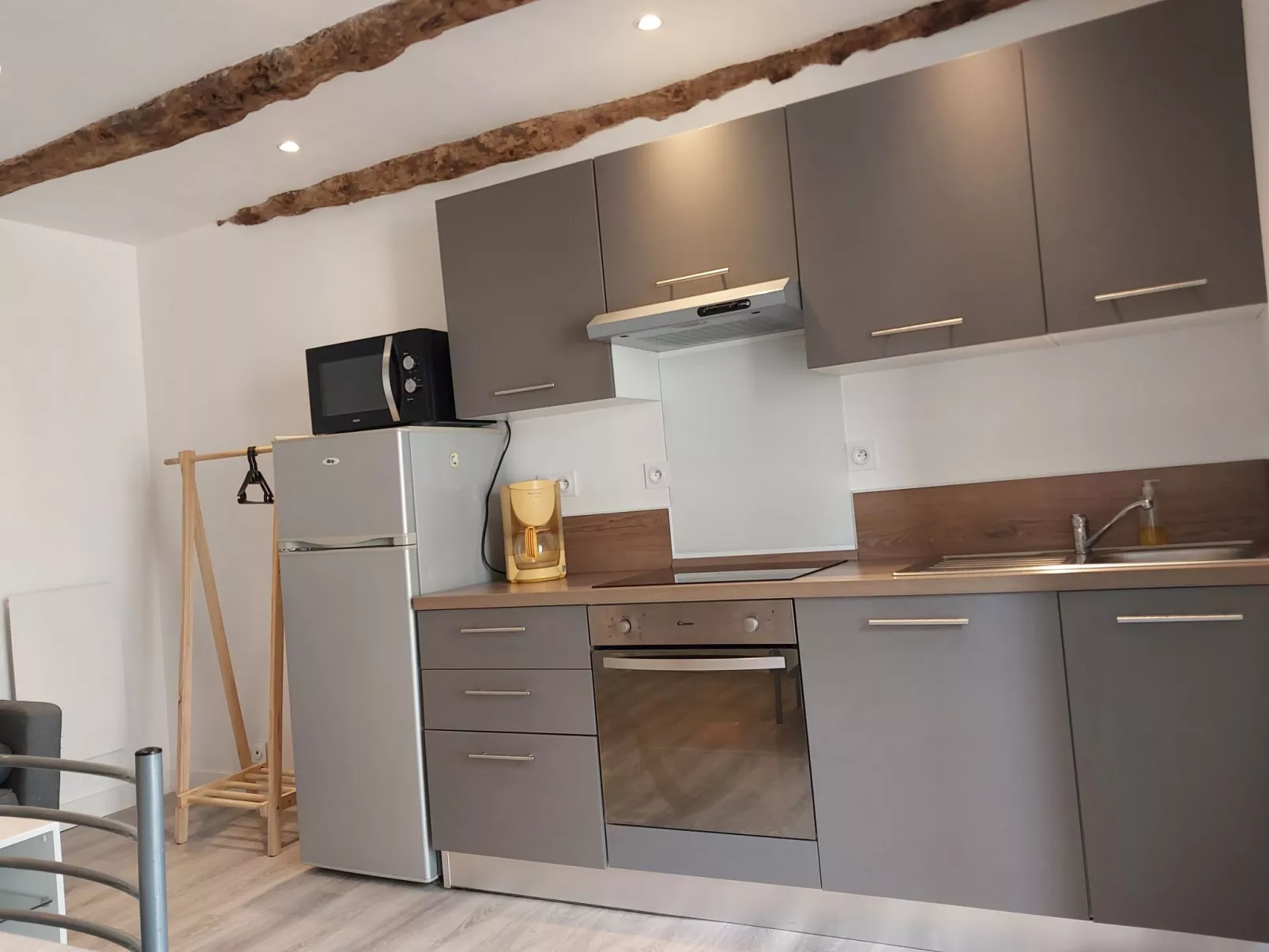 Nebengebäude mit lokalem Charme-Binnen