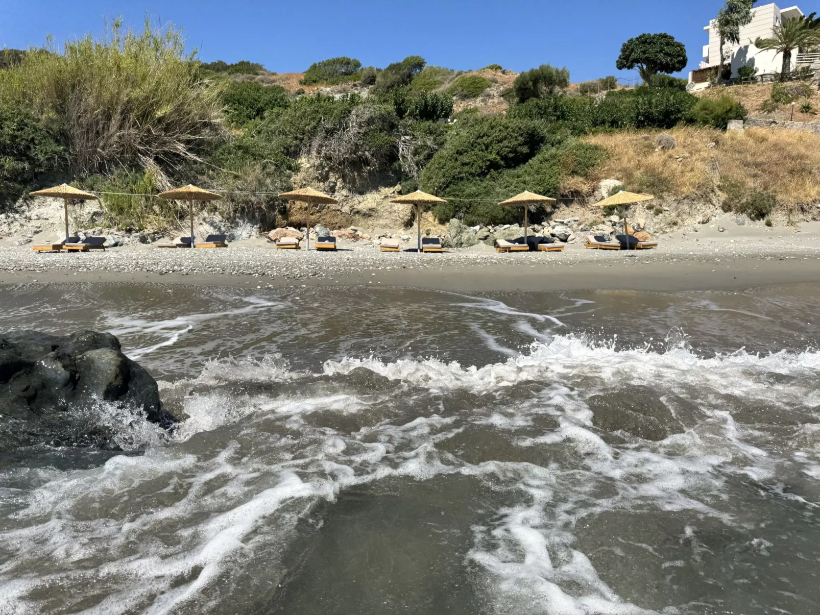 "Villa Chryssa" direkt am Strand-Buiten