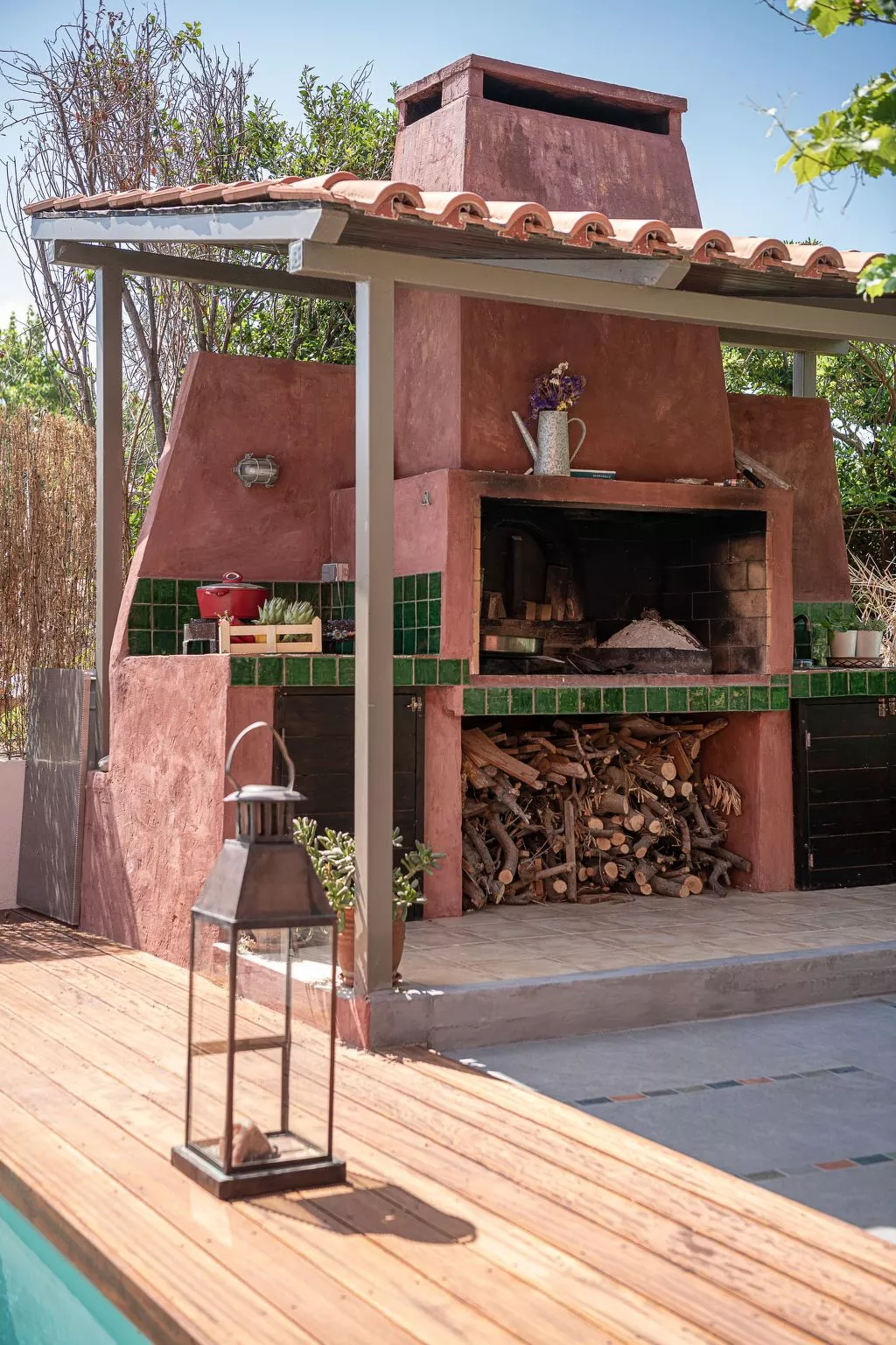 Am Strand mit Pool für eine oder zwei Familien-Buiten