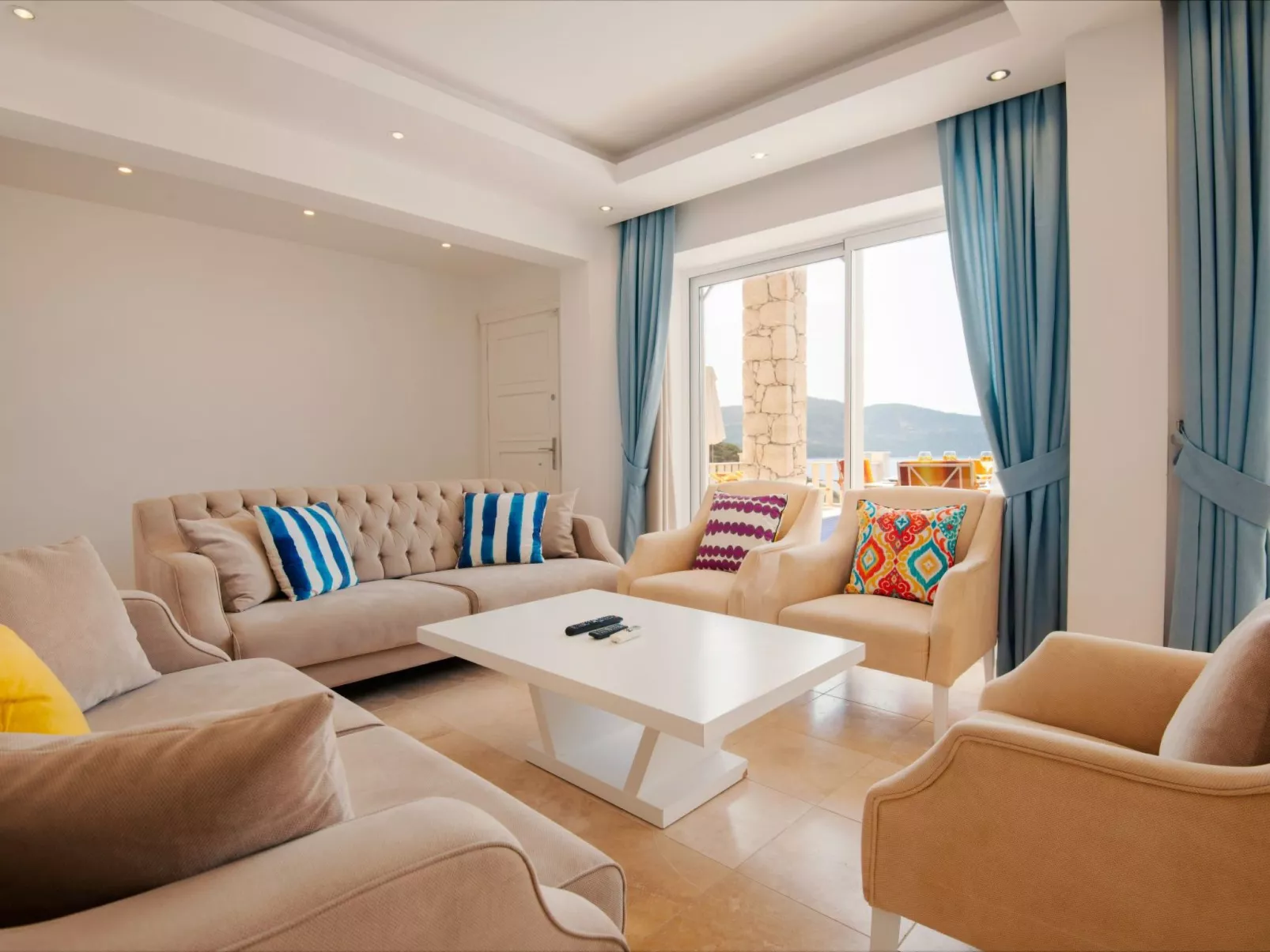 Luxuriöse Natursteinvilla "Ketchy"-Binnen