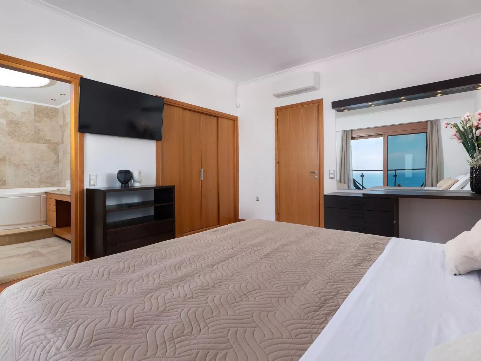 Vitzi Vista Villa-Binnen