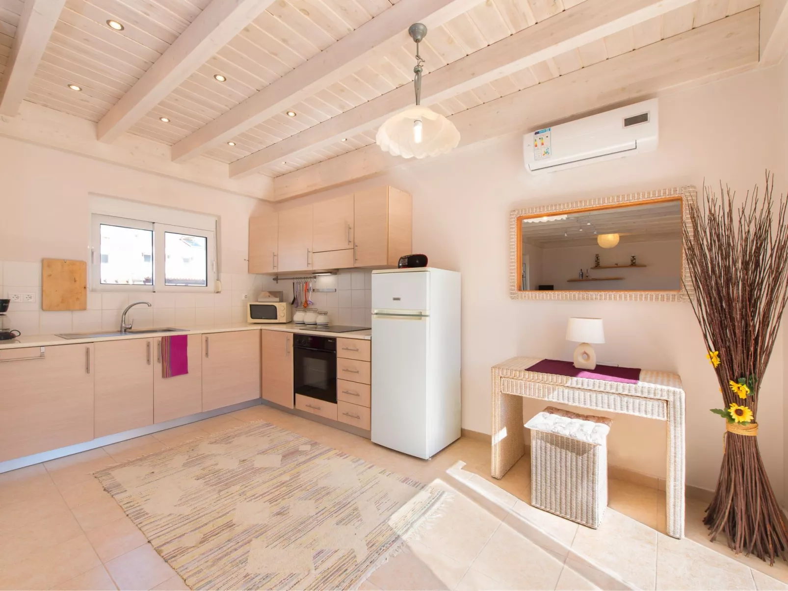 In Kolympia mit privatem Garten-Binnen