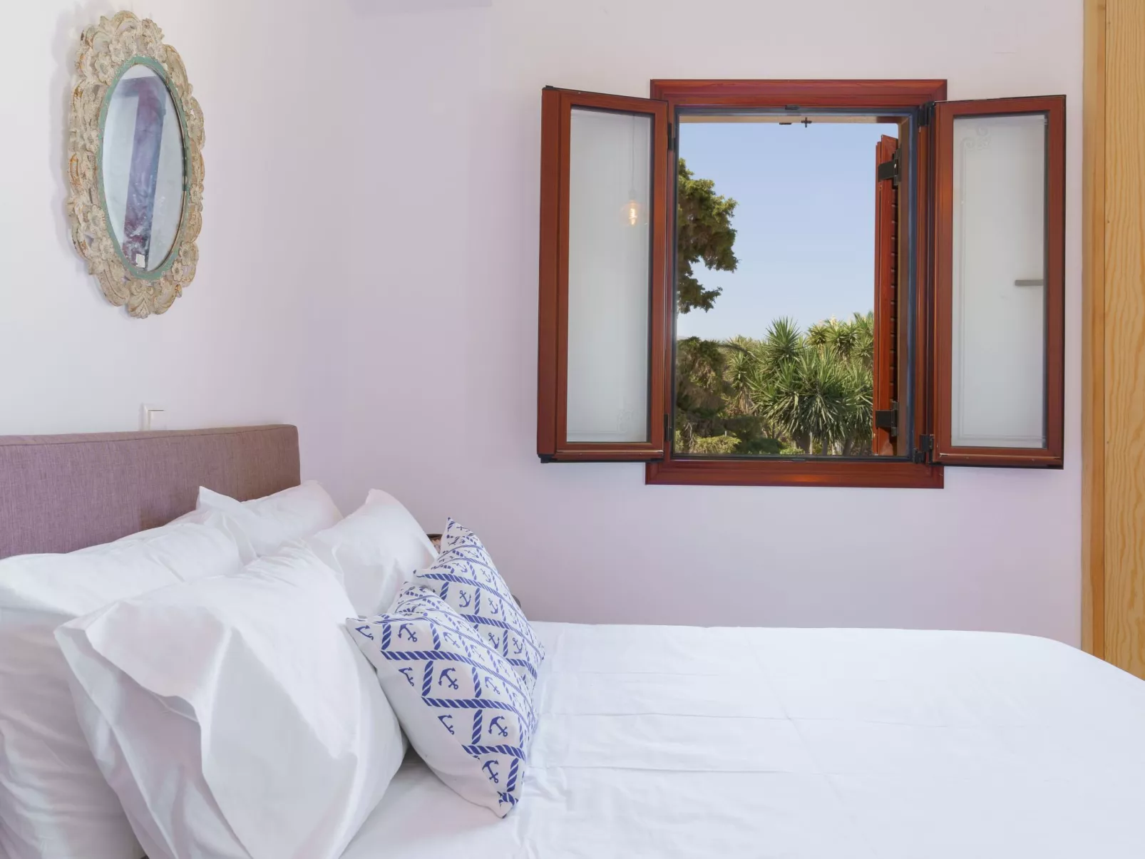 Villa mit Meerblick und privatem Pool, BBQ 1,5km vom Strand entfernt-Binnen