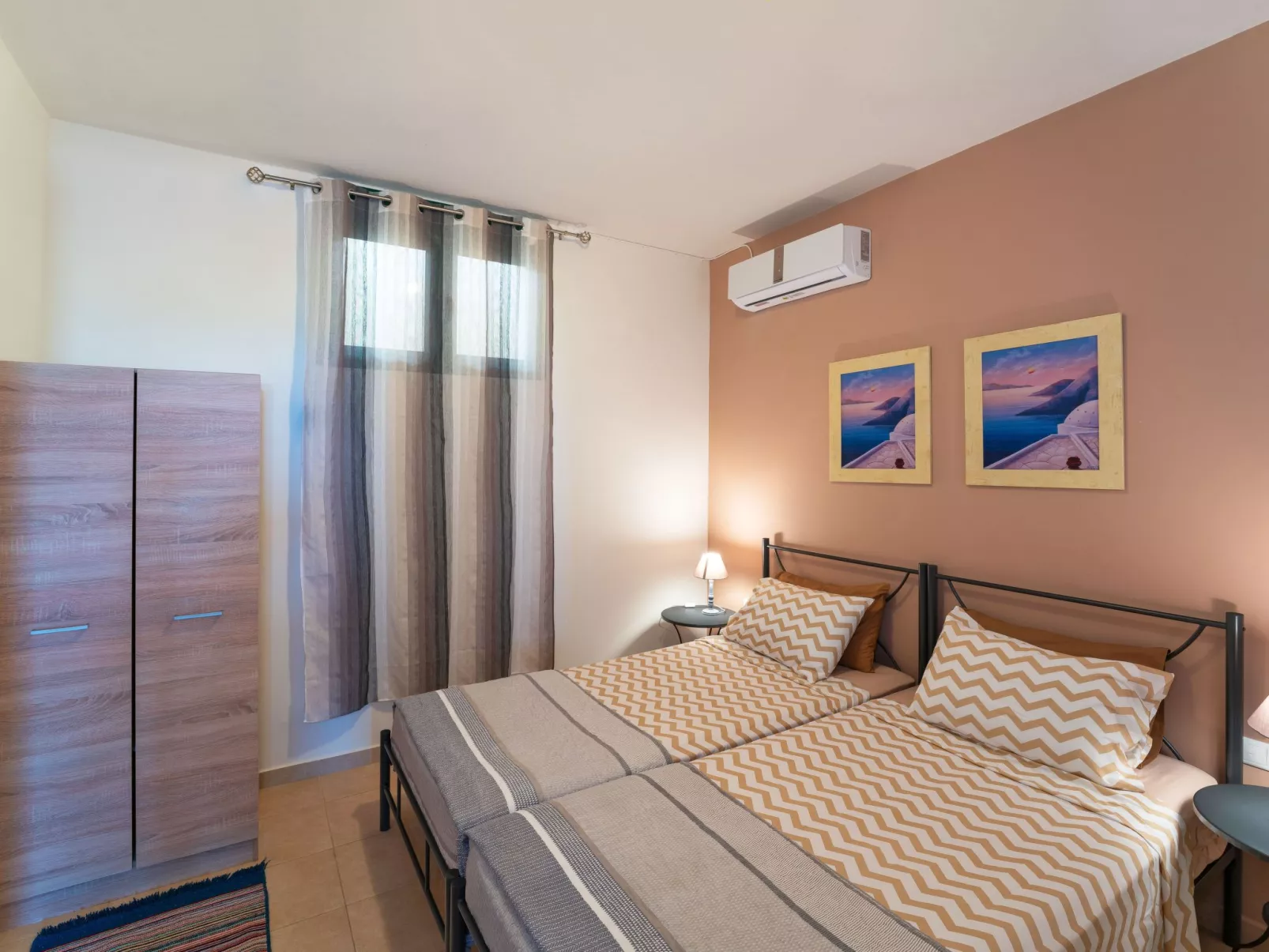 Mare Blu 2 am Strand-Binnen