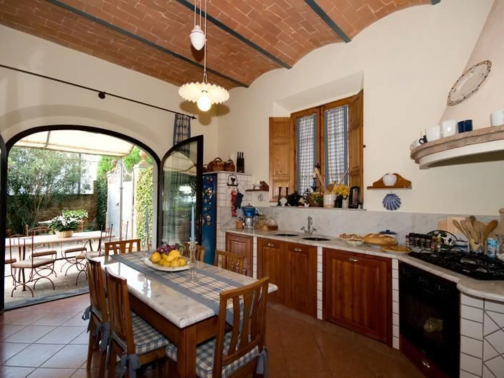 Villa Angelica Fabrik Peccioli-Binnen