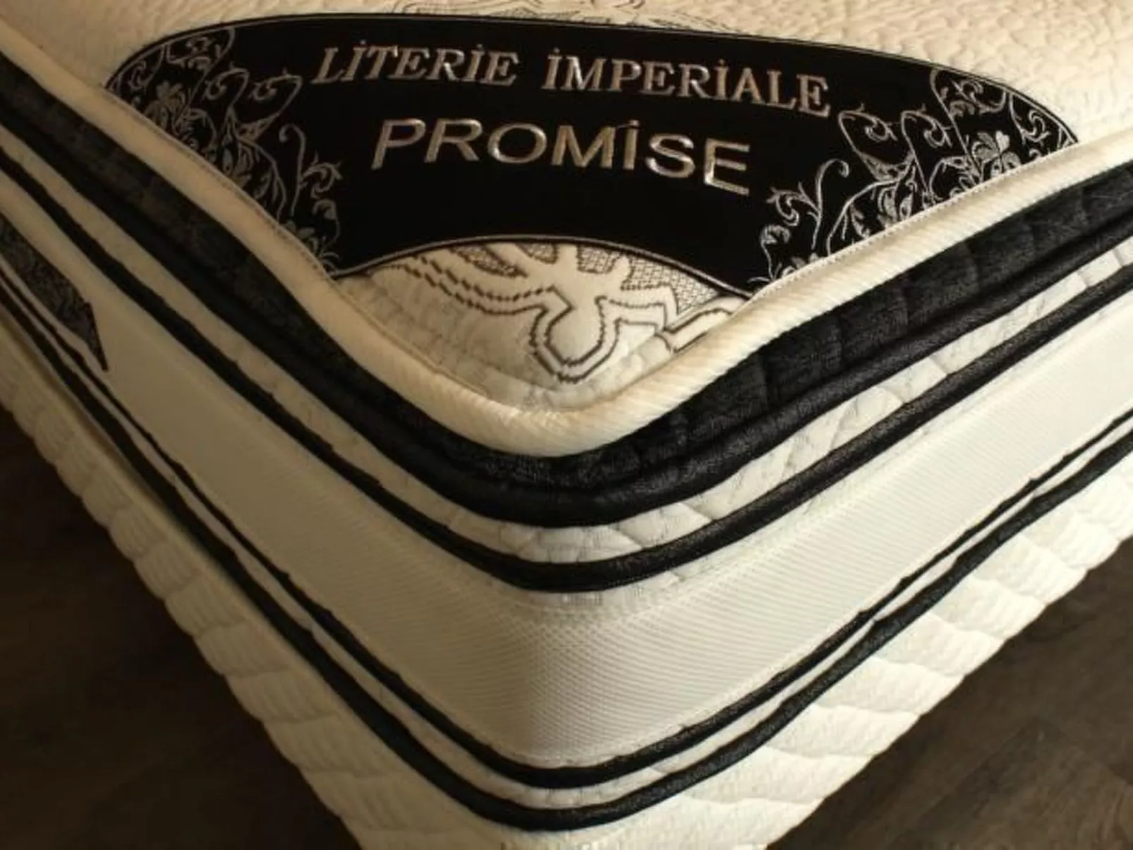 "Le Rayon Vert" mit Jacuzzi-Image-tags.info