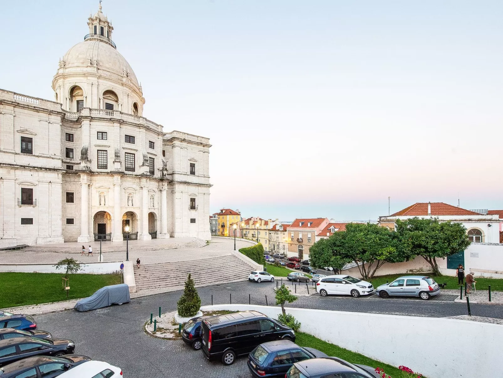 Wohnung mit Balkon-Buiten