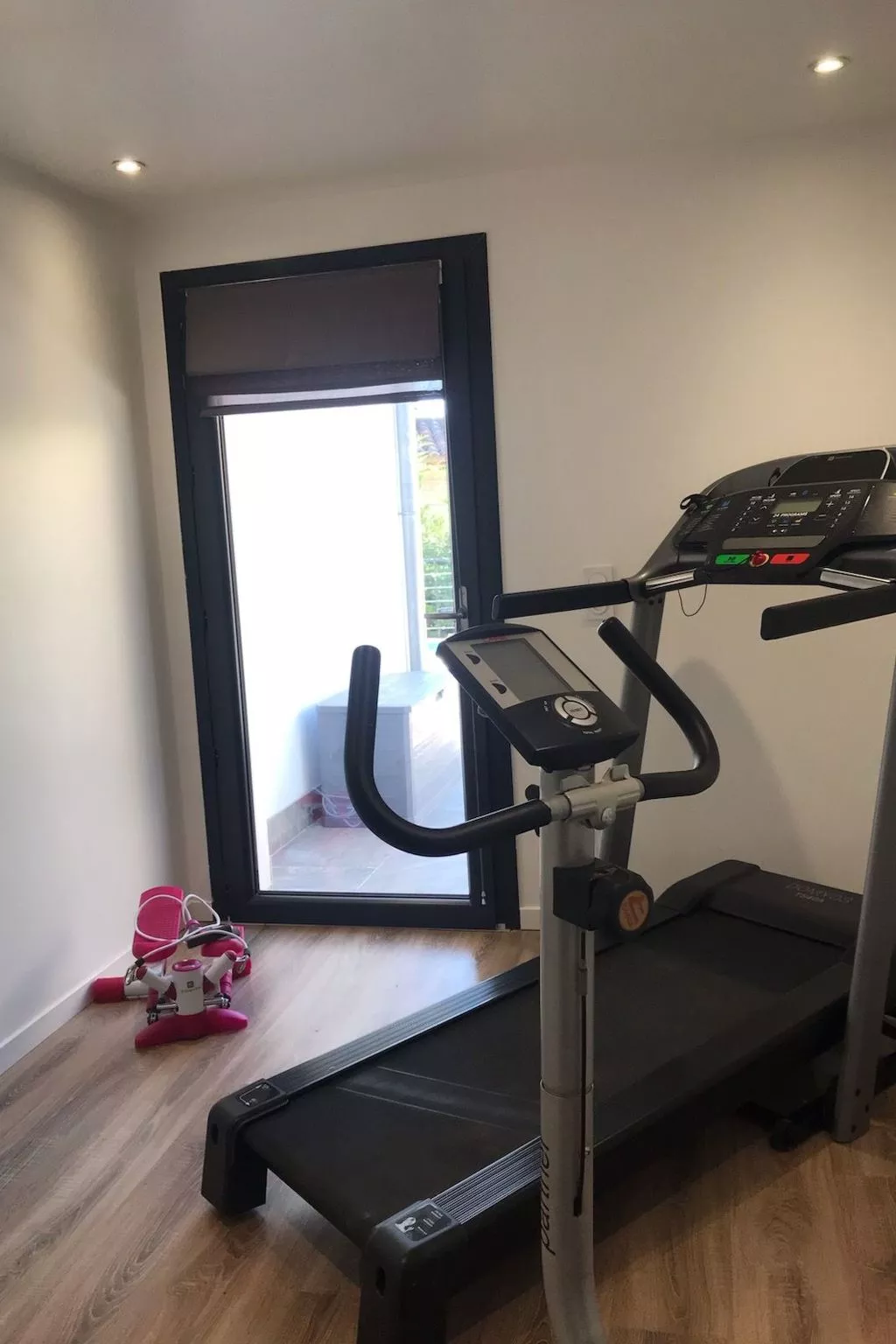 Villa mit Garten, Grill und Terrasse-Binnen