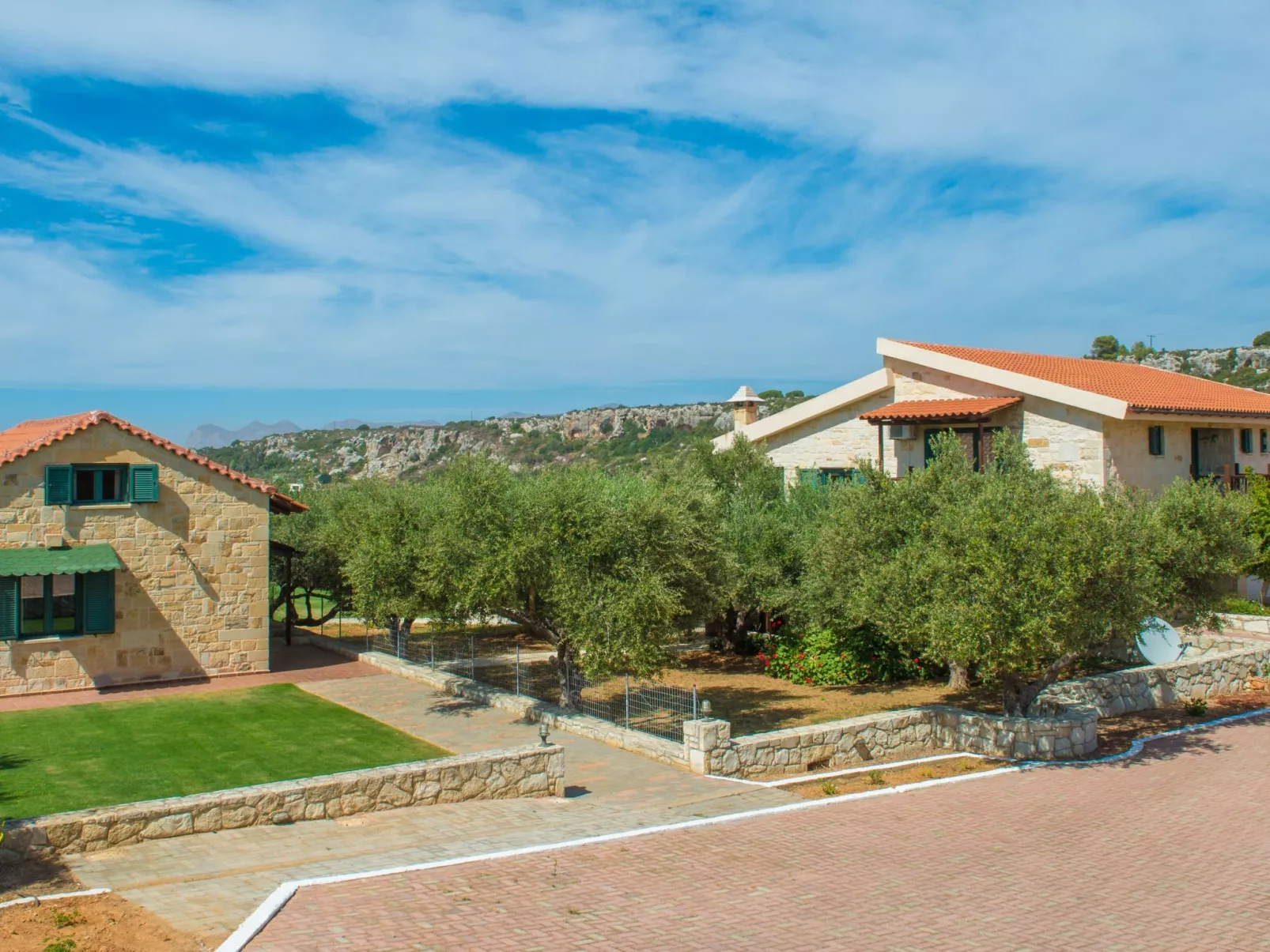 Villa Mathea - Kreta - Große Luxusvilla mit privatem Pool - Zentrale aber ruhig-Buiten