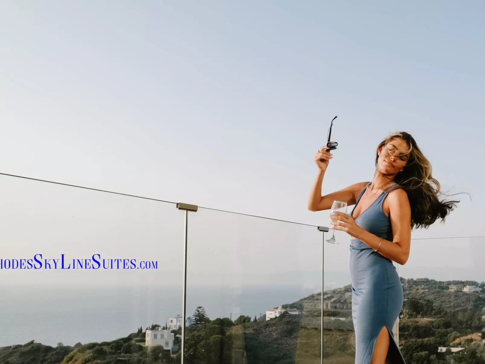 Rhodes Skyline Suites-Buiten