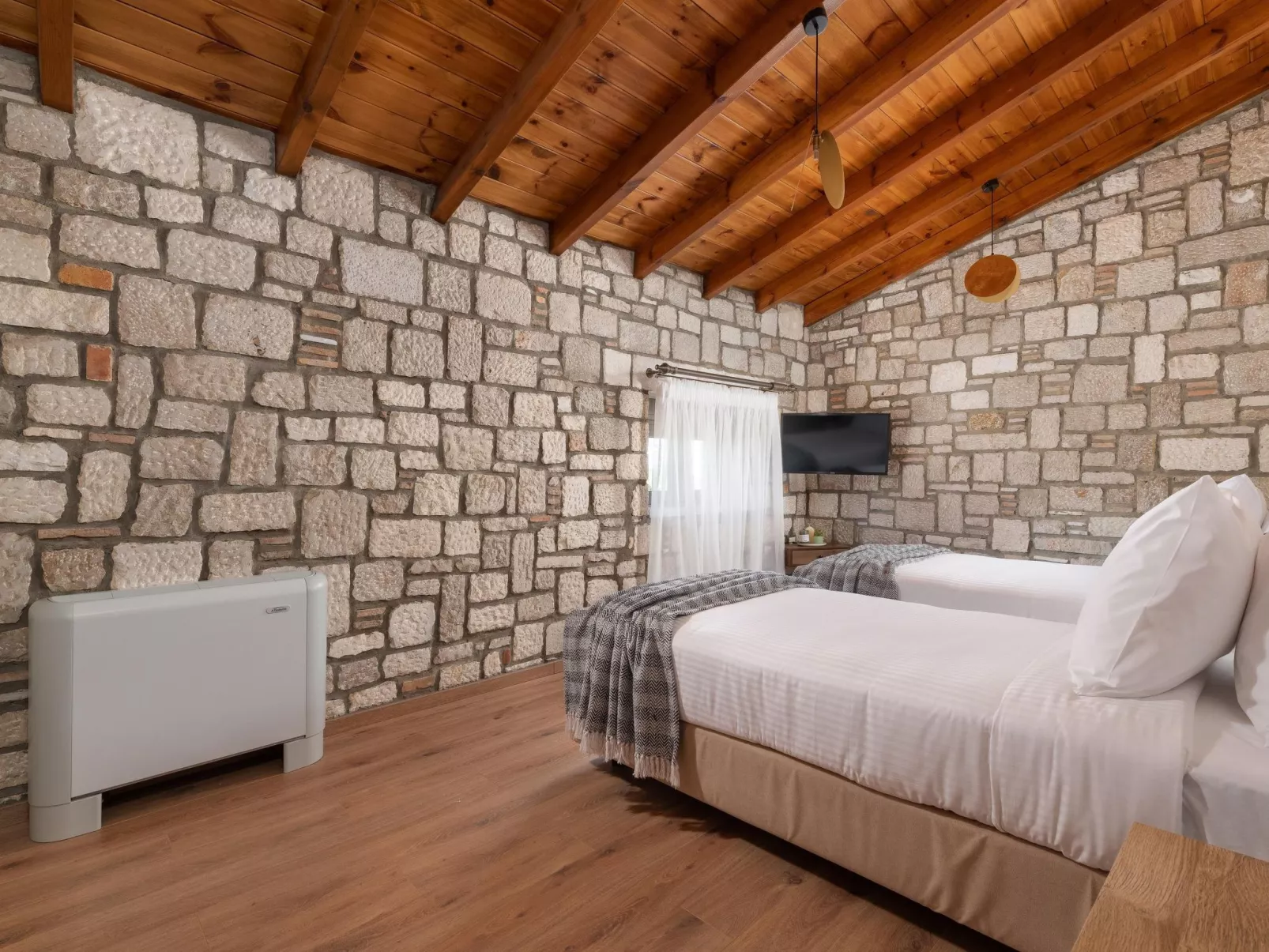 Für 6 Personen ca. 130 m-Binnen