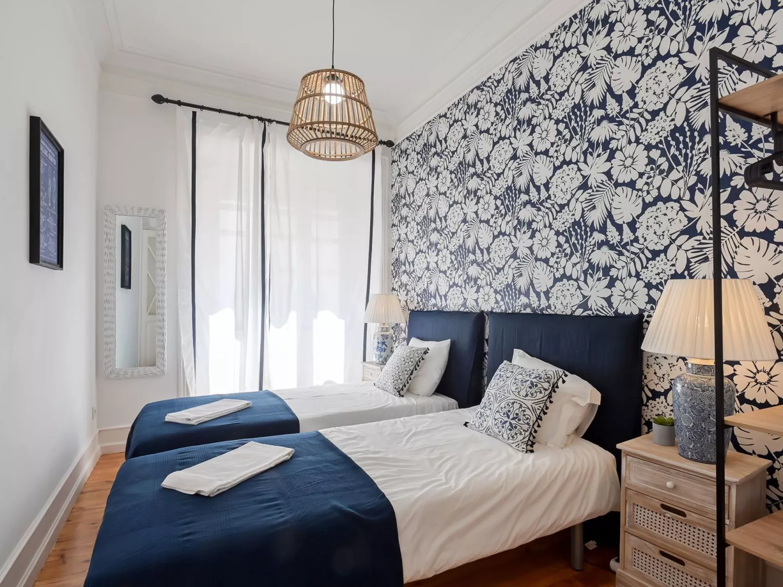 Guinea 19-Image-tags.info