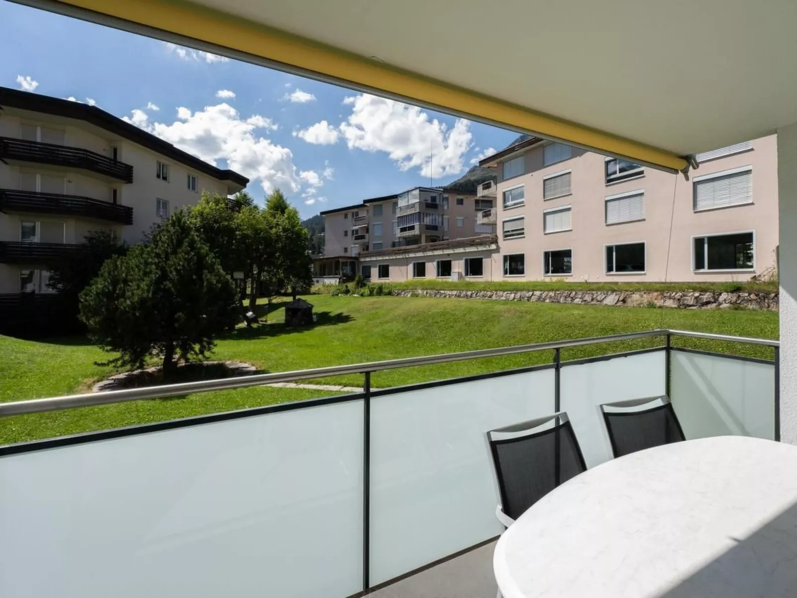 Familienfreundliche Wohnung mit 90 m² im 1. Stock-Buiten