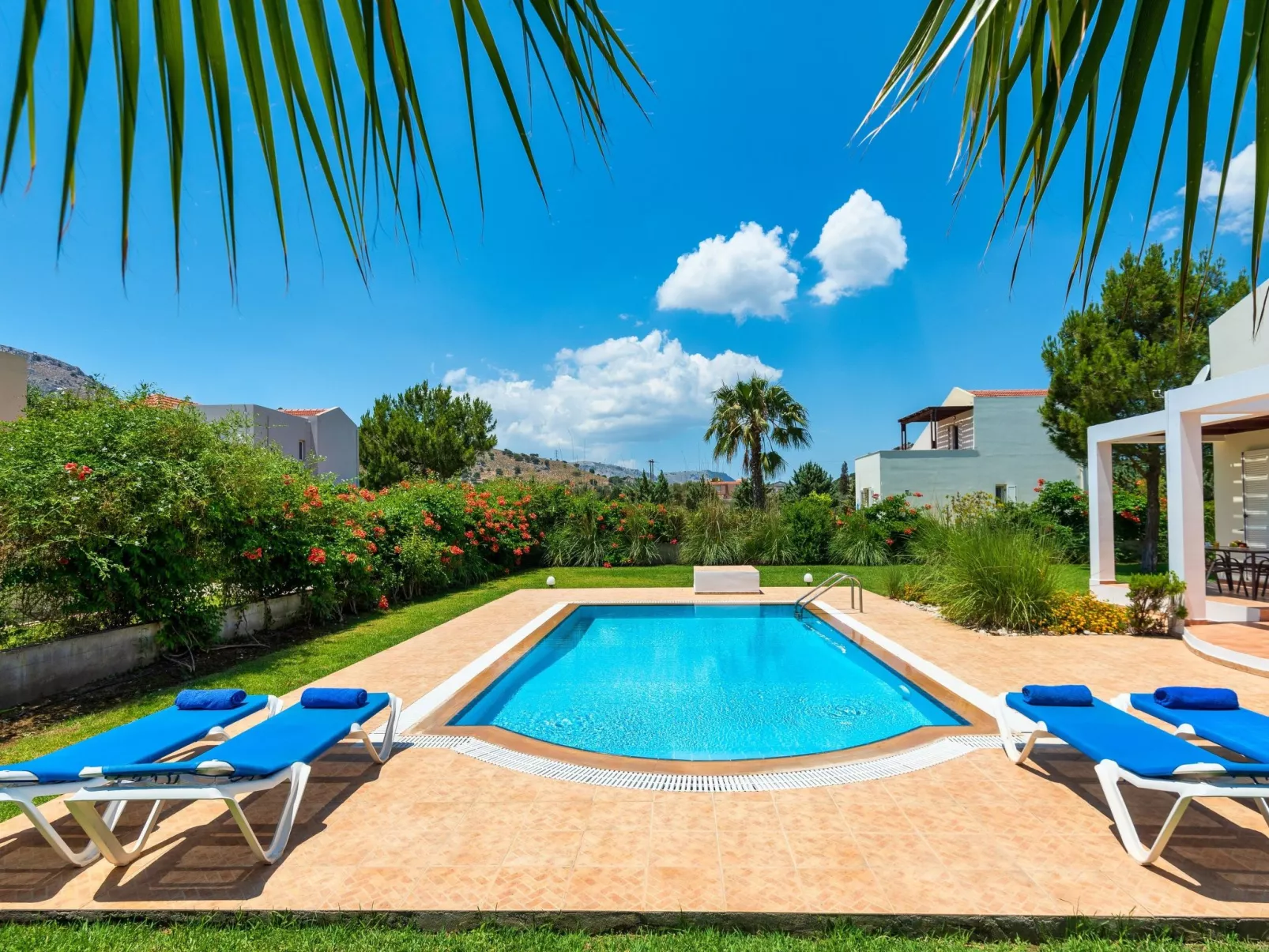 Apollo Classico Villa bei Kolympia Dorf-Buiten