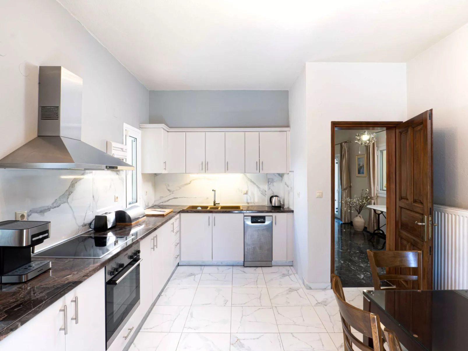 Ferienvilla "Villa kerkyra" mit eigenem Pool-Binnen