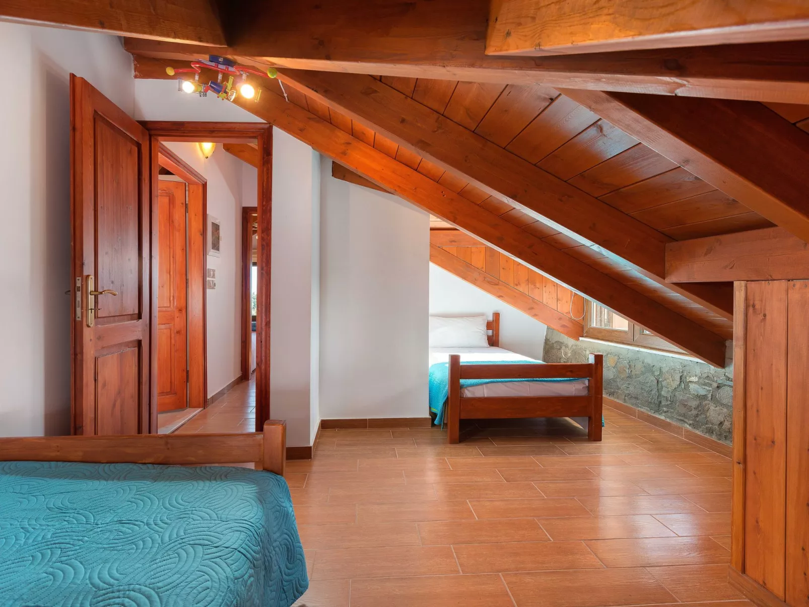 In Notia Rodos mit privatem Garten-Binnen