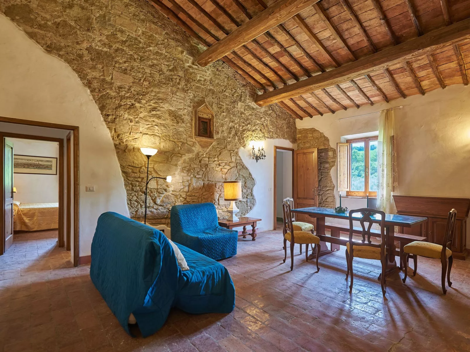 "Giglio castelltt"-Binnen