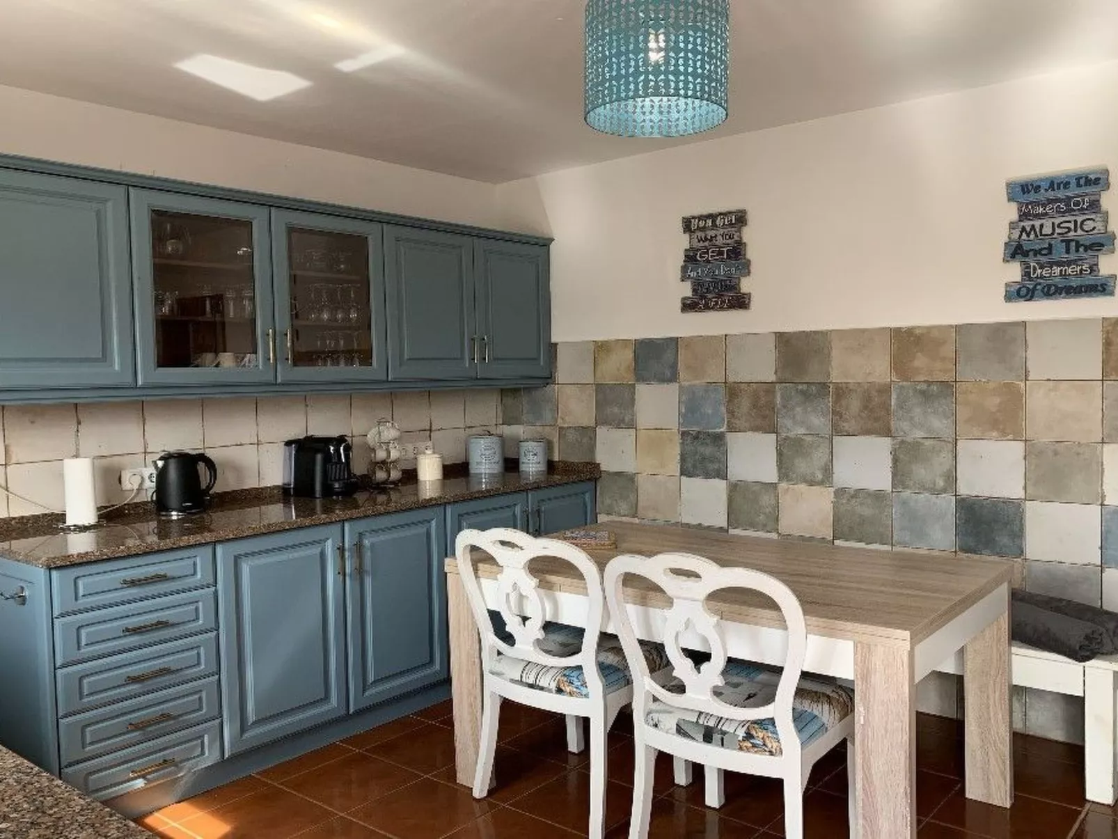 Charmantes Ferienhaus mit schöner Aussicht, 2 Schlafzimmer-Image-tags.info