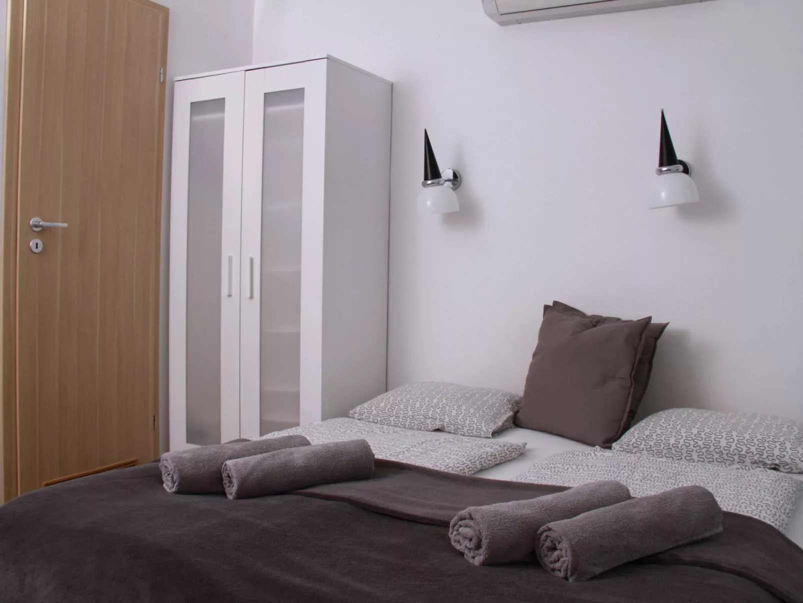 Apartment für acht Personen im Dachgeschoss-Binnen