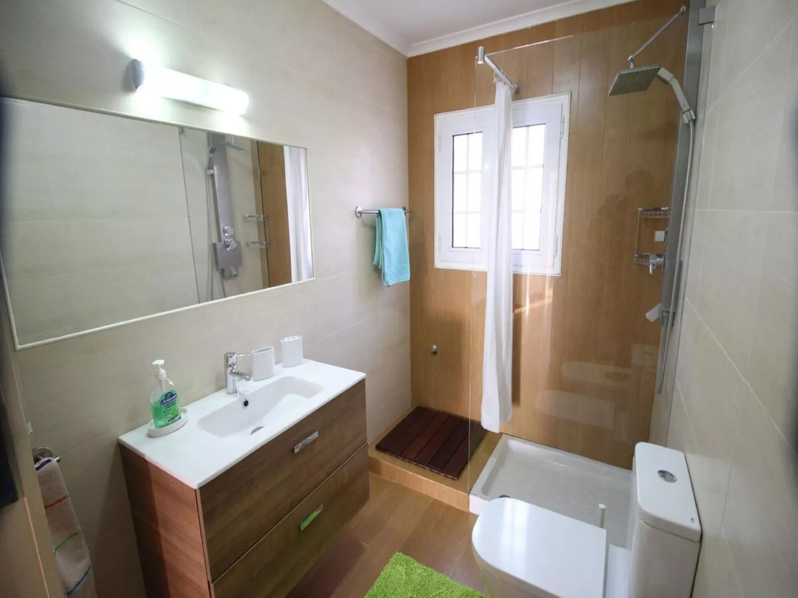 Wohnung Face à la Mer-Binnen