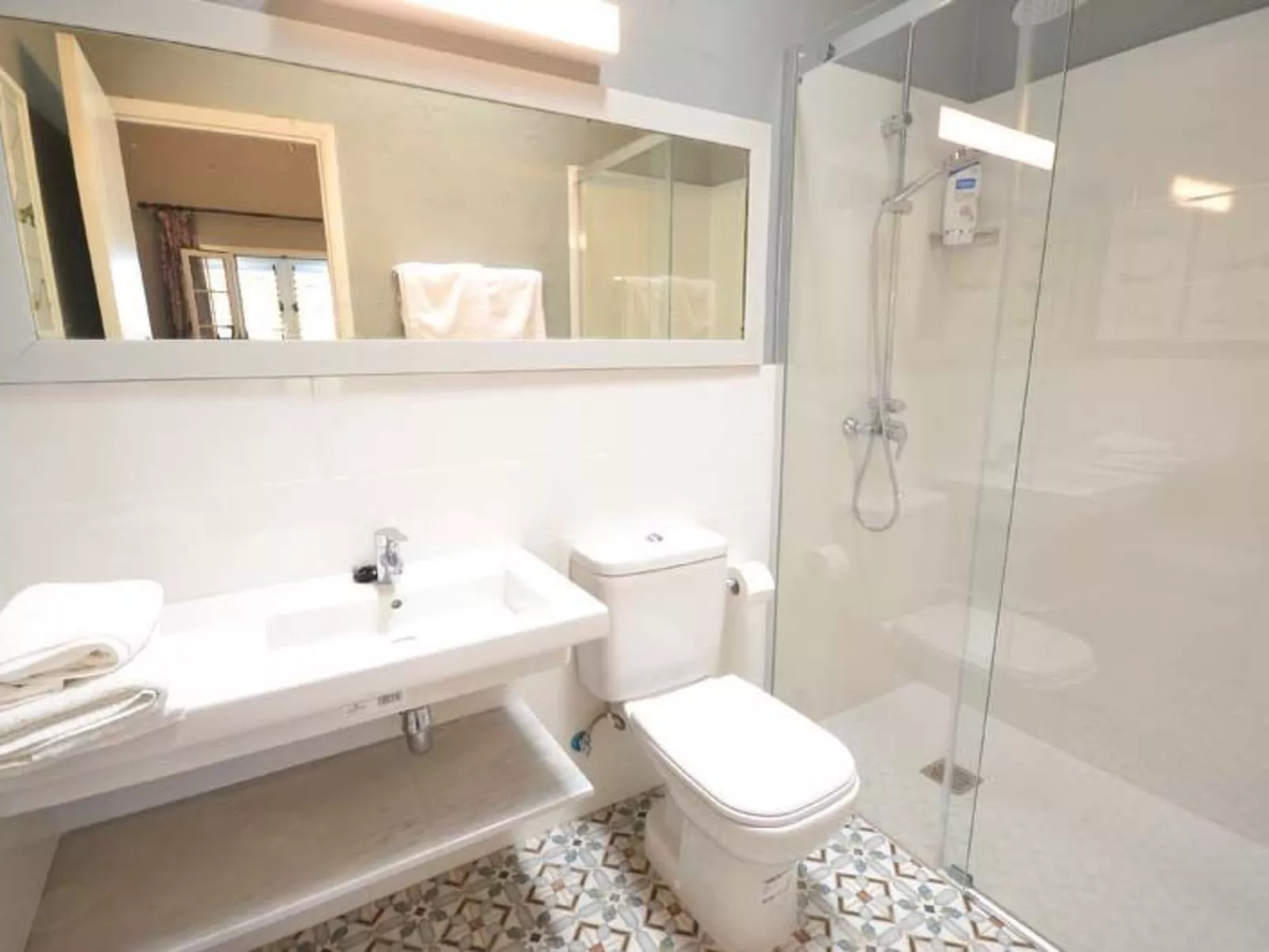 MADROÑAL. M08GC-Binnen