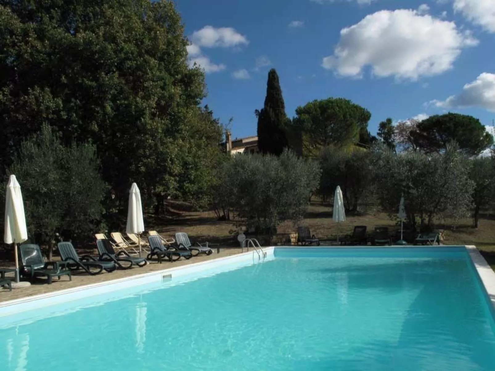 Wohnung mit Garten in Barberino Tavarnelle-Buiten