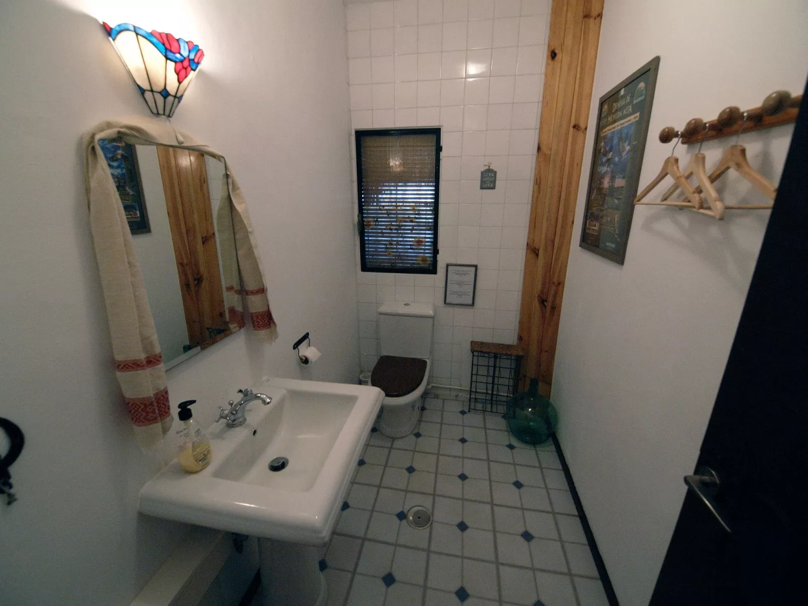 Finca "Cottage" mit gemeinschaftlichem Pool-Image-tags.info