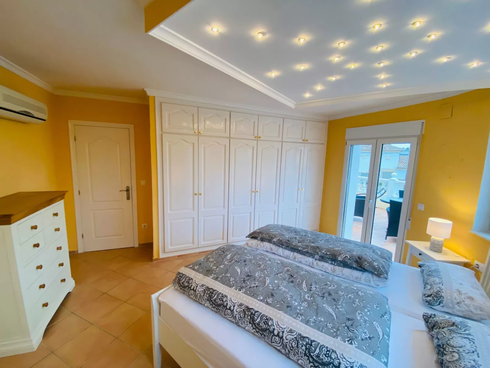 Traumvilla Revoltes-Image-tags.info