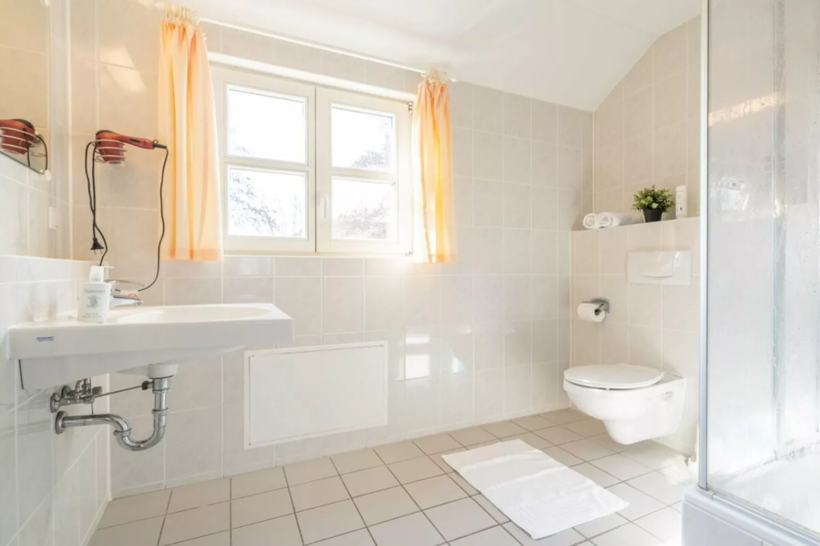 379101-Badkamer