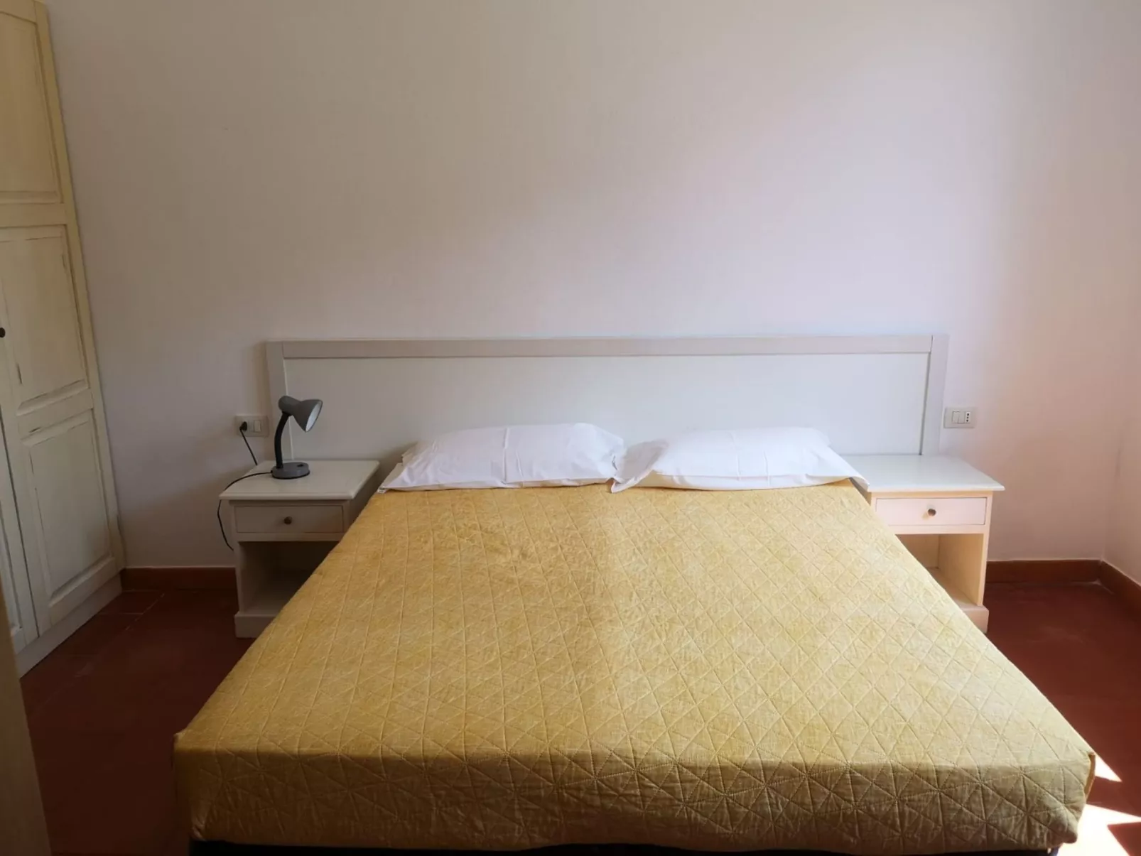 Zwei-Zimmer-Wohnung für maximal 4 Personen in Norbello-Binnen