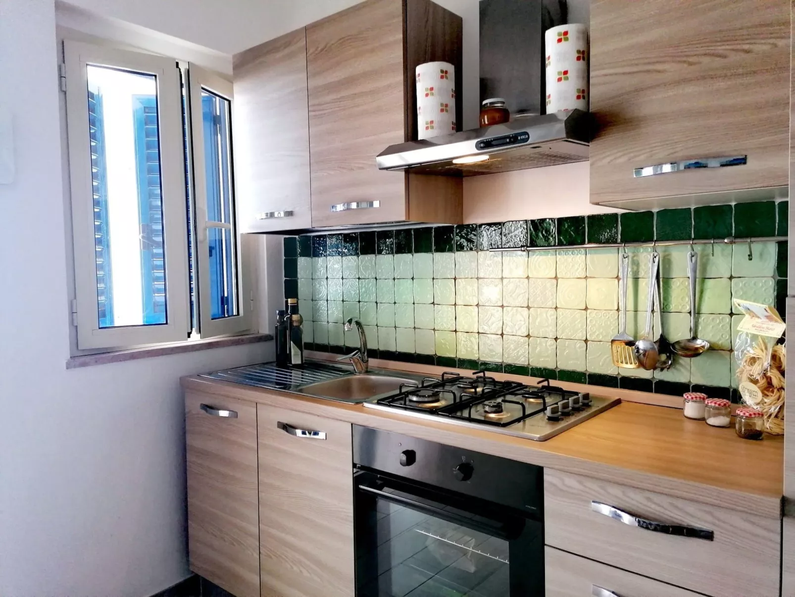 Atemberaubender Blick auf die Bucht von Peschici-Image-tags.info