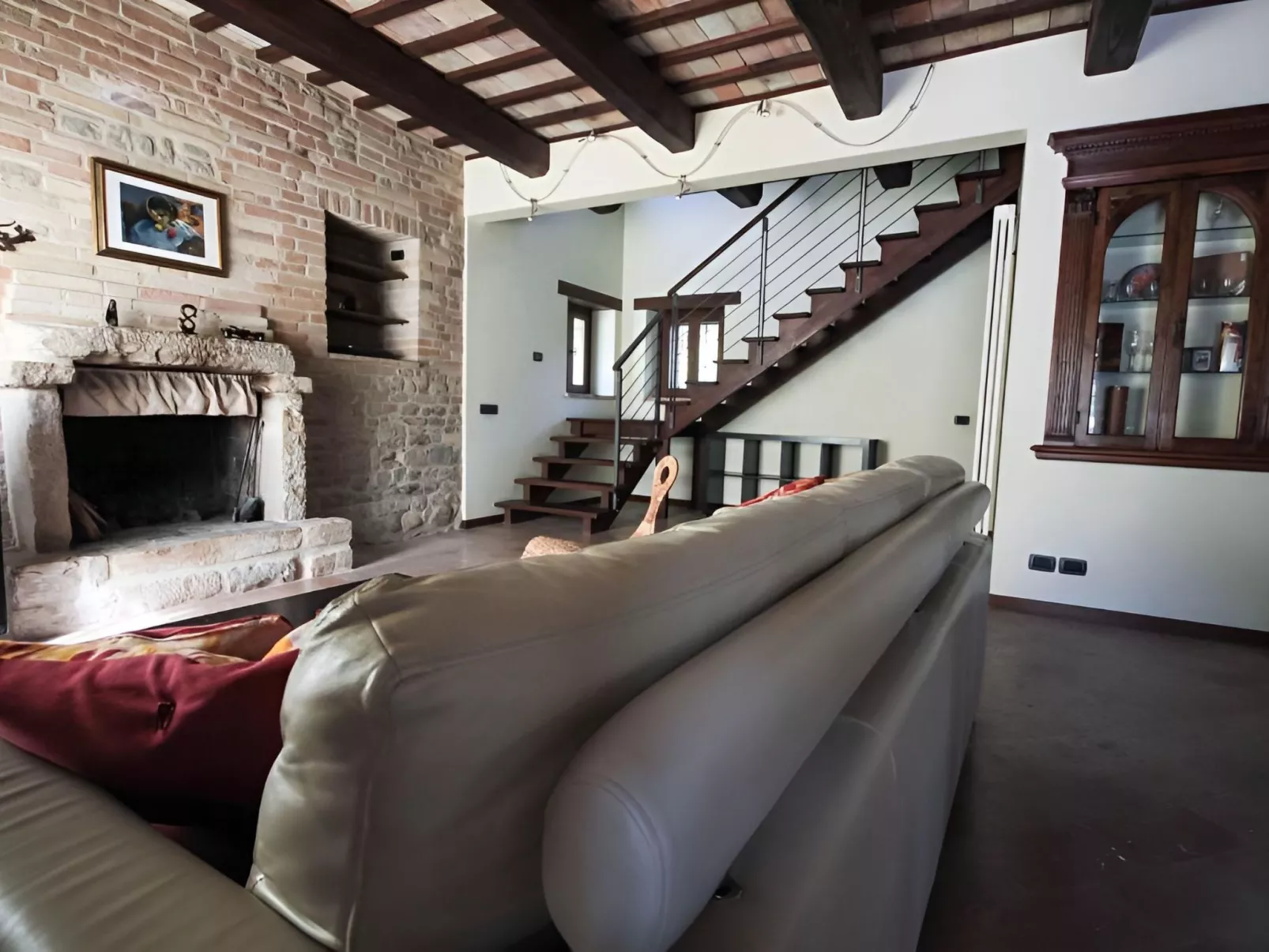 Ferienvilla 'Secret Montegiorgio-Binnen