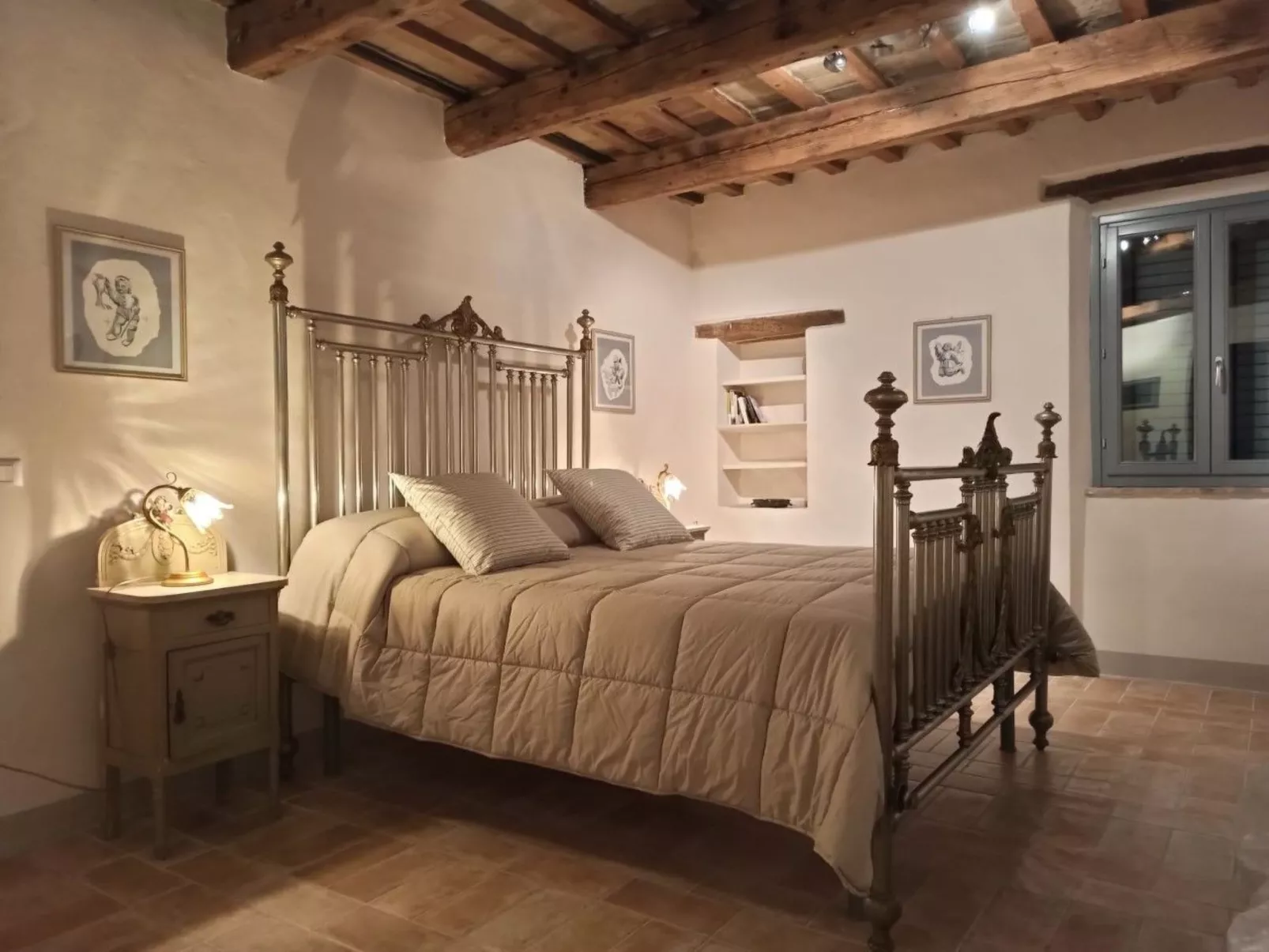 Landgut "Casale Iris"-Binnen