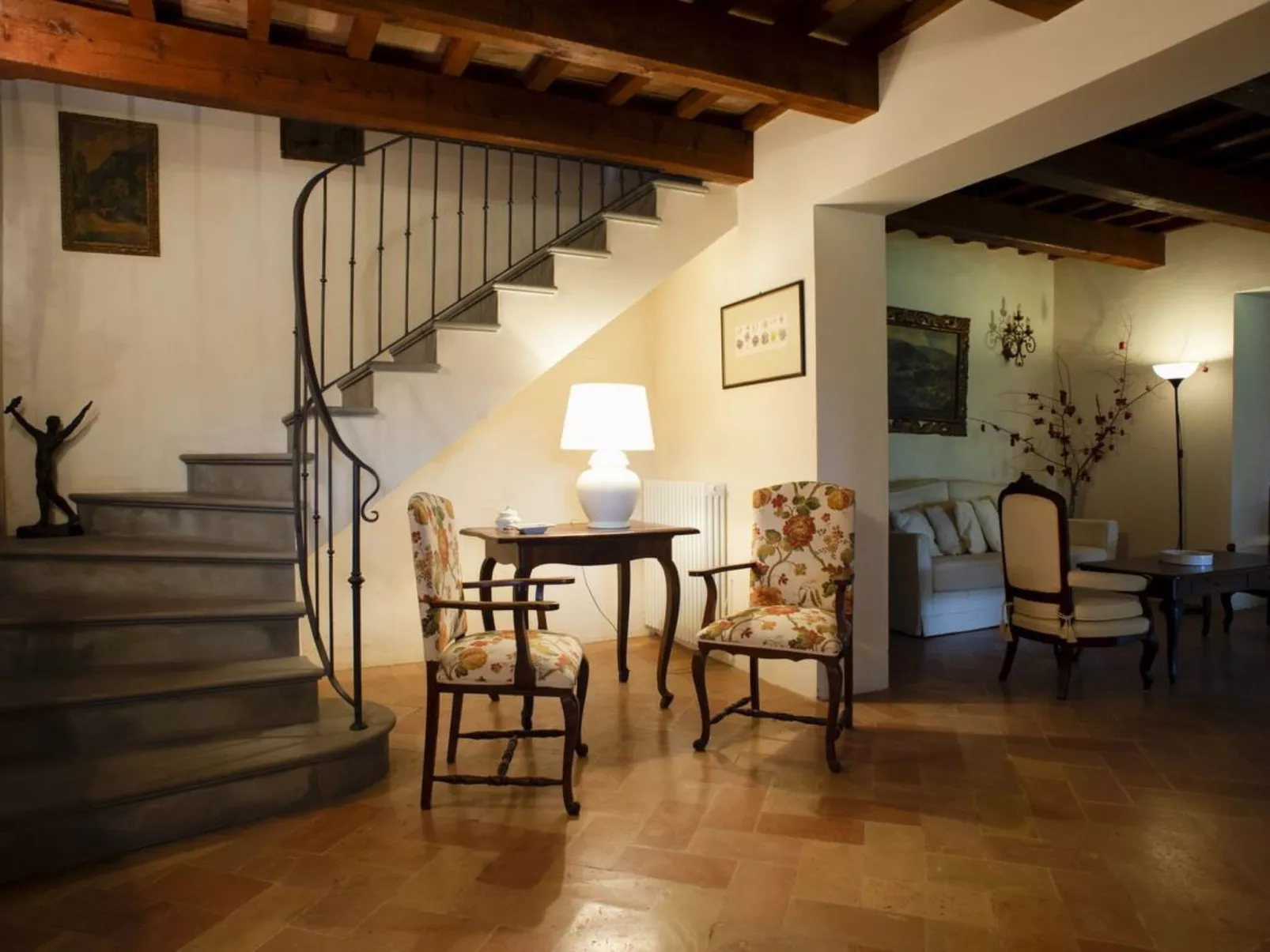 Villa mit privatem, halb versenkbarem Pool in Meeresnähe-Image-tags.info